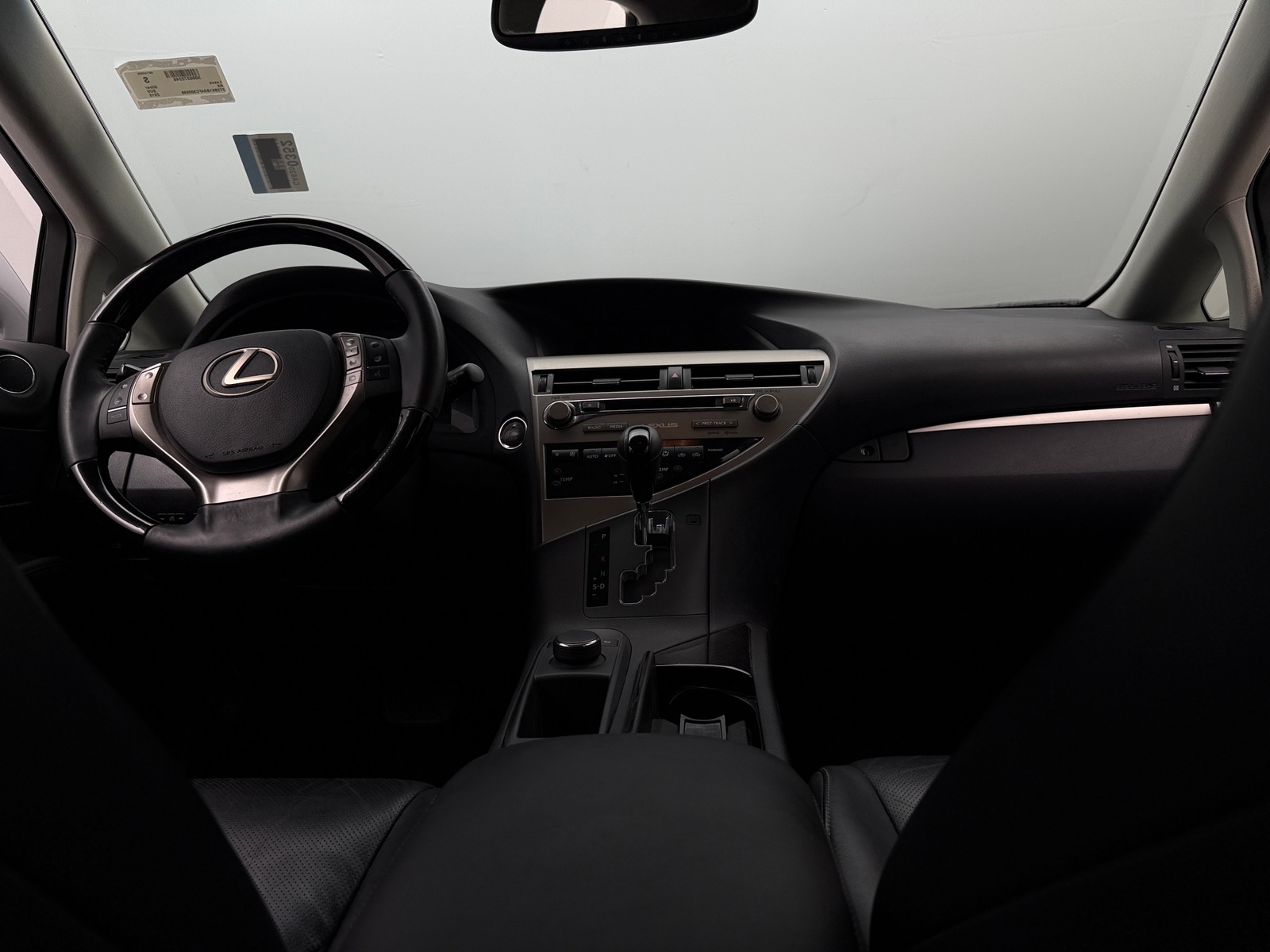 Thumbnail: 2015 Lexus RX - 2