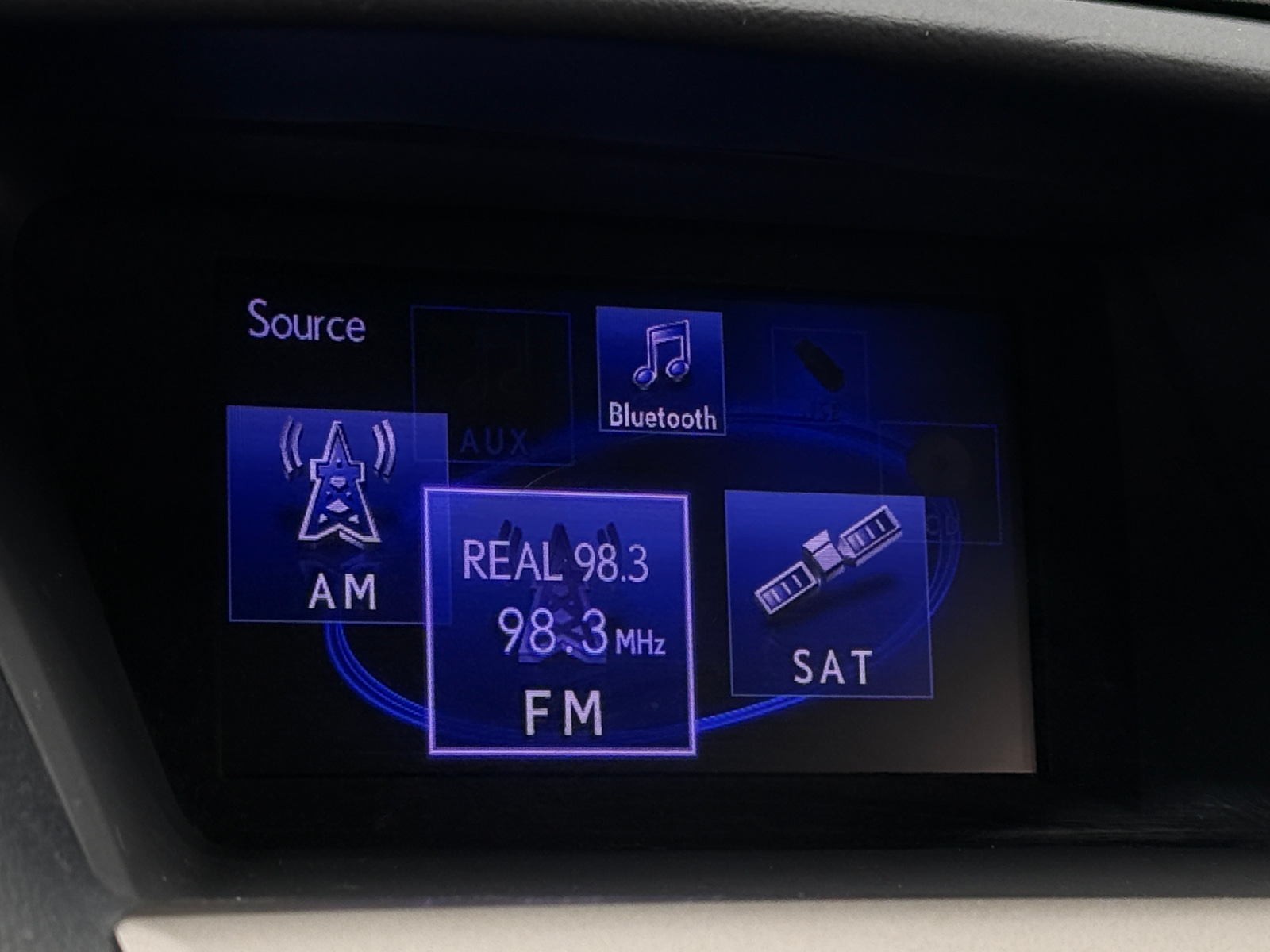 Thumbnail: 2015 Lexus RX - 3