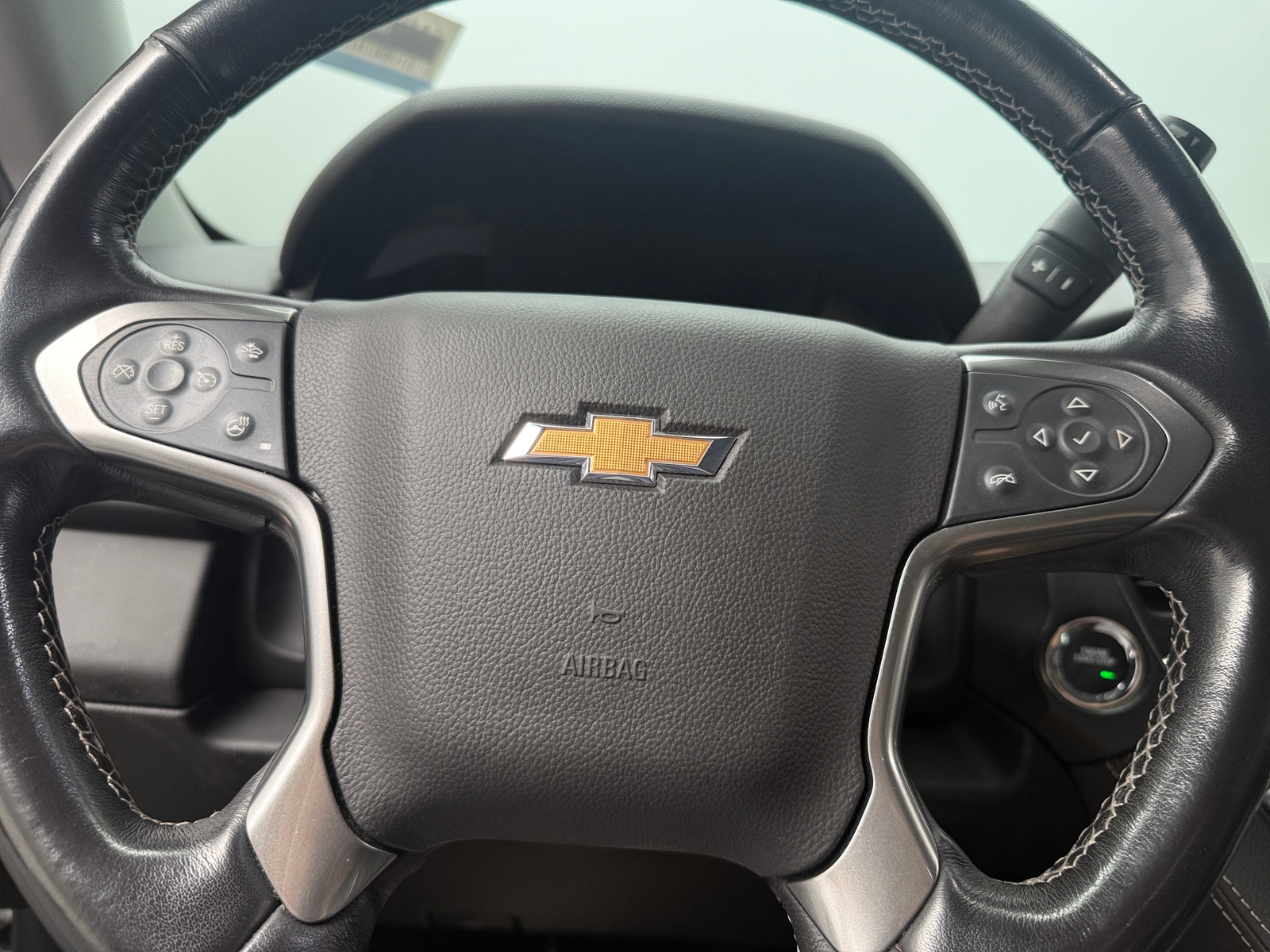 Thumbnail: 2020 Chevrolet Tahoe - 4