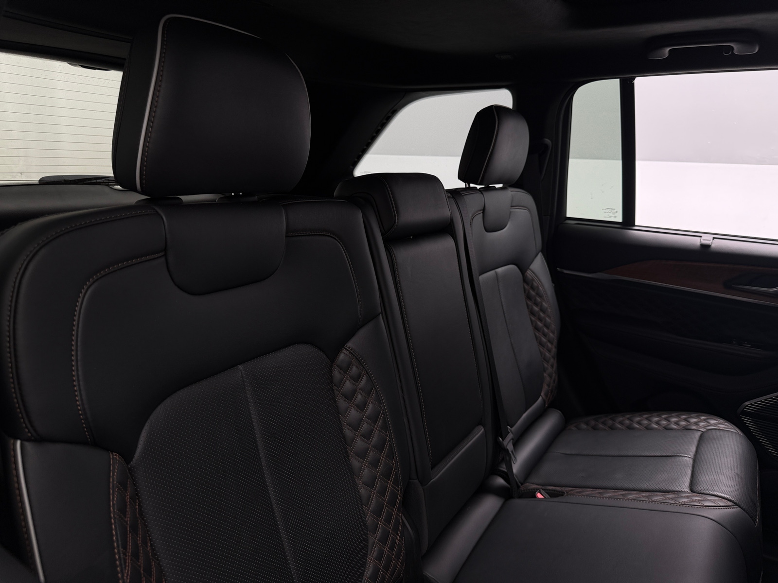 Thumbnail: 2023 Jeep Grand Cherokee - 5