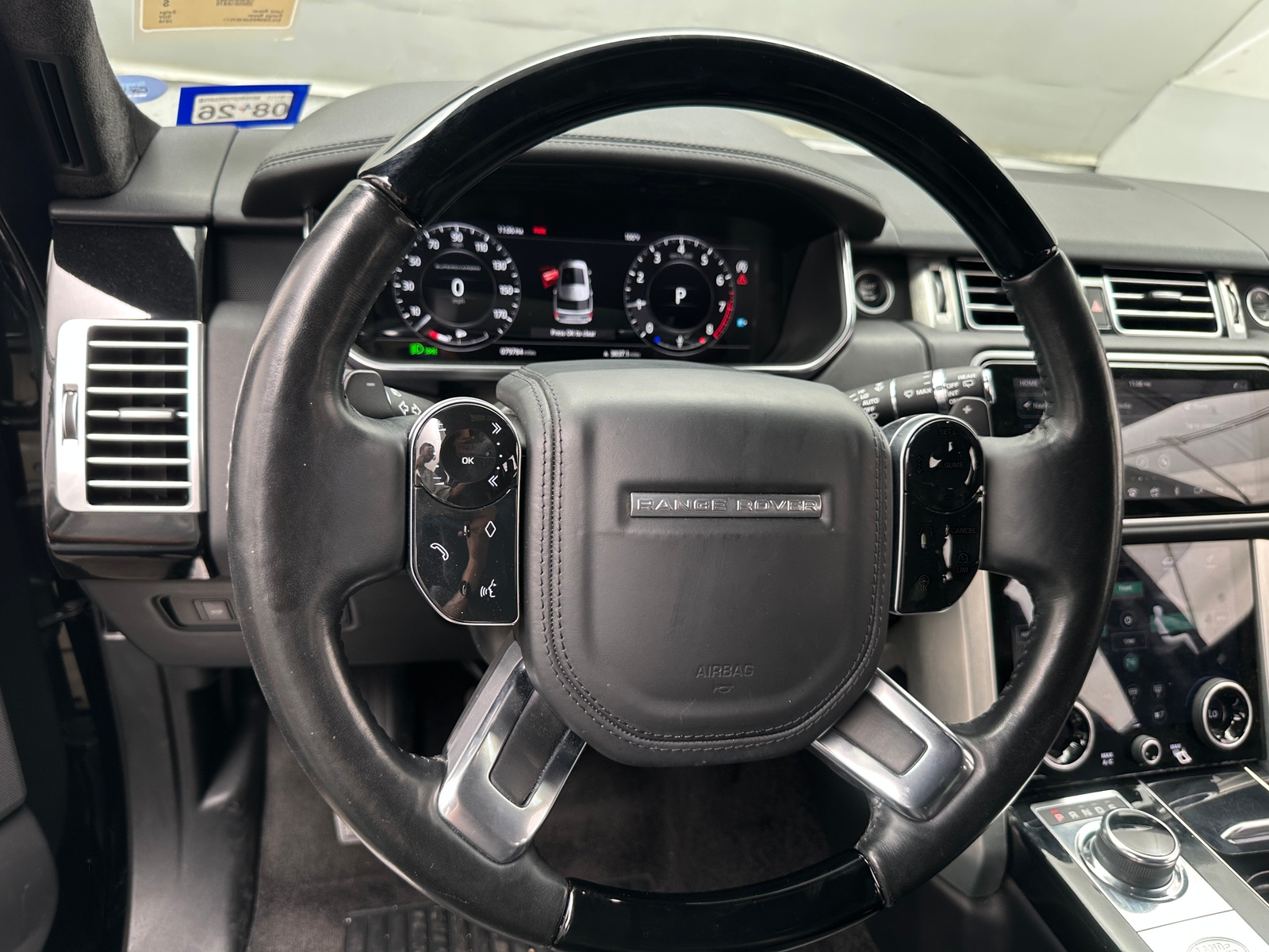 Thumbnail: 2018 Land Rover Range Rover - 4