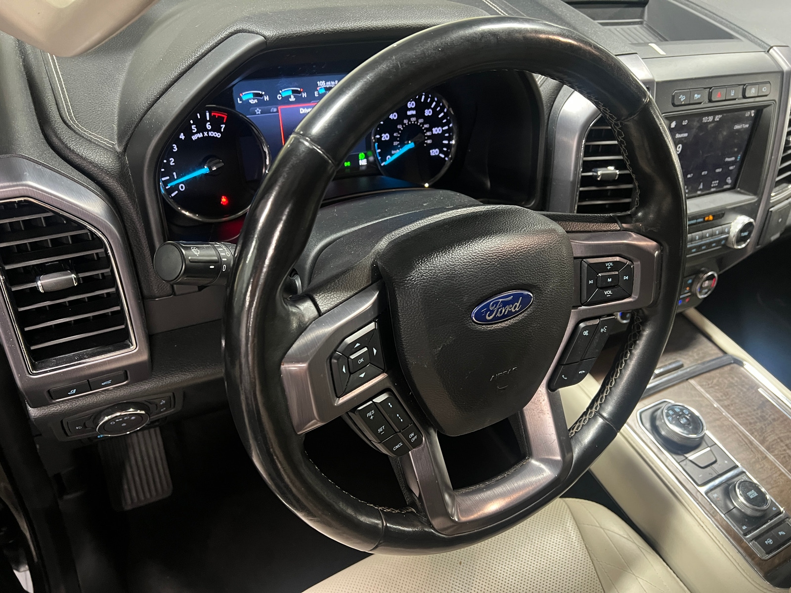 Thumbnail: 2019 Ford Expedition - 4