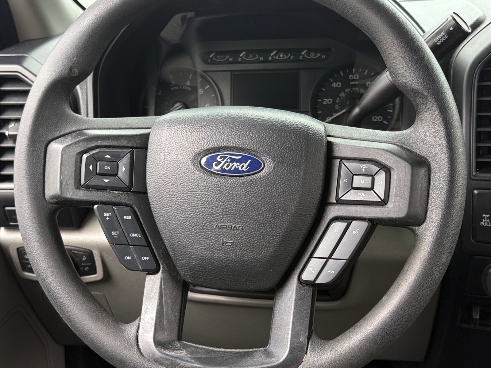 Thumbnail: 2020 Ford Econoline - 5