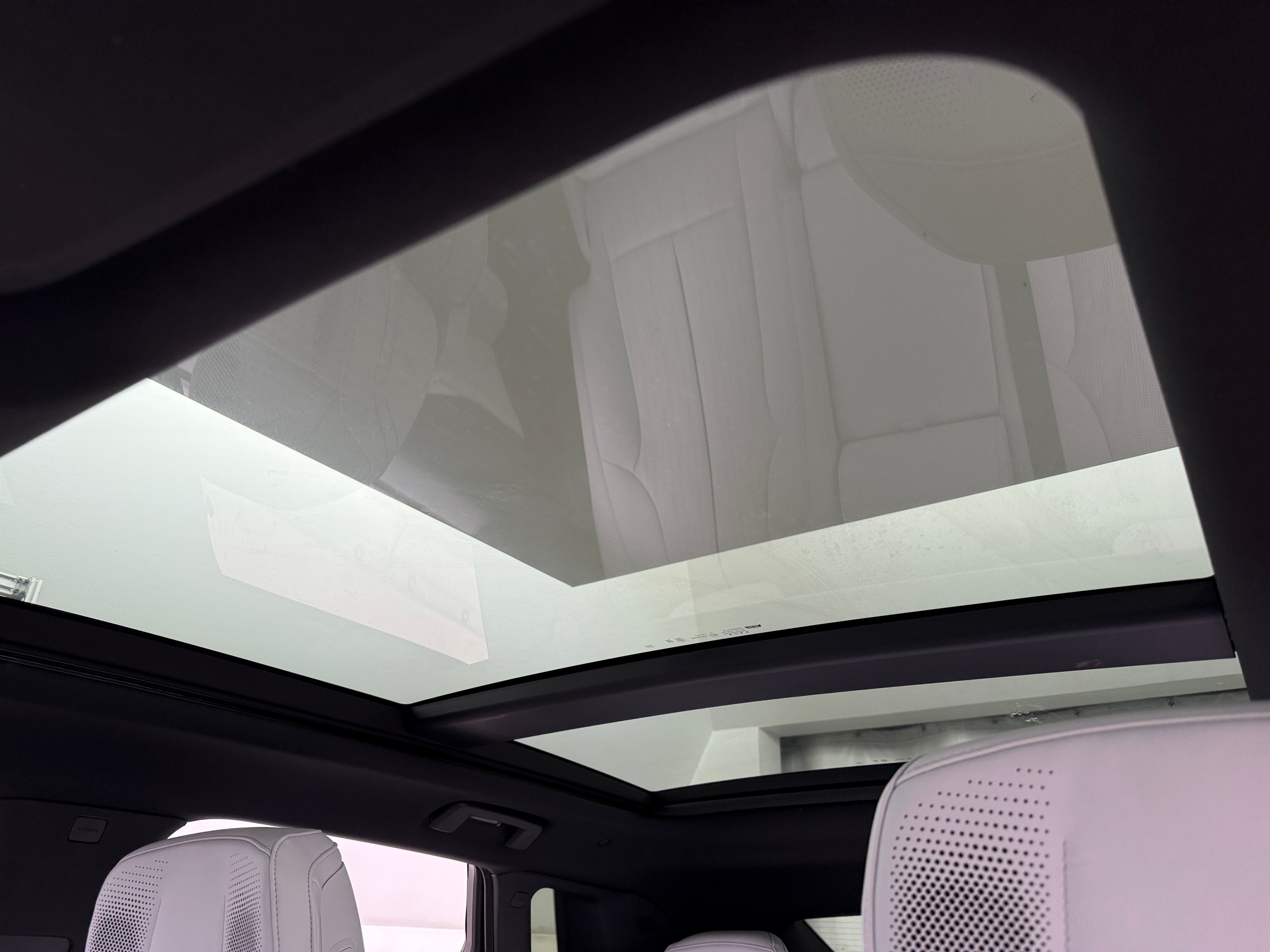 Used 2024 Cadillac LYRIQ Luxury 2 with VIN 1GYKPRRL6RZ122998 for sale in Auburn, WA