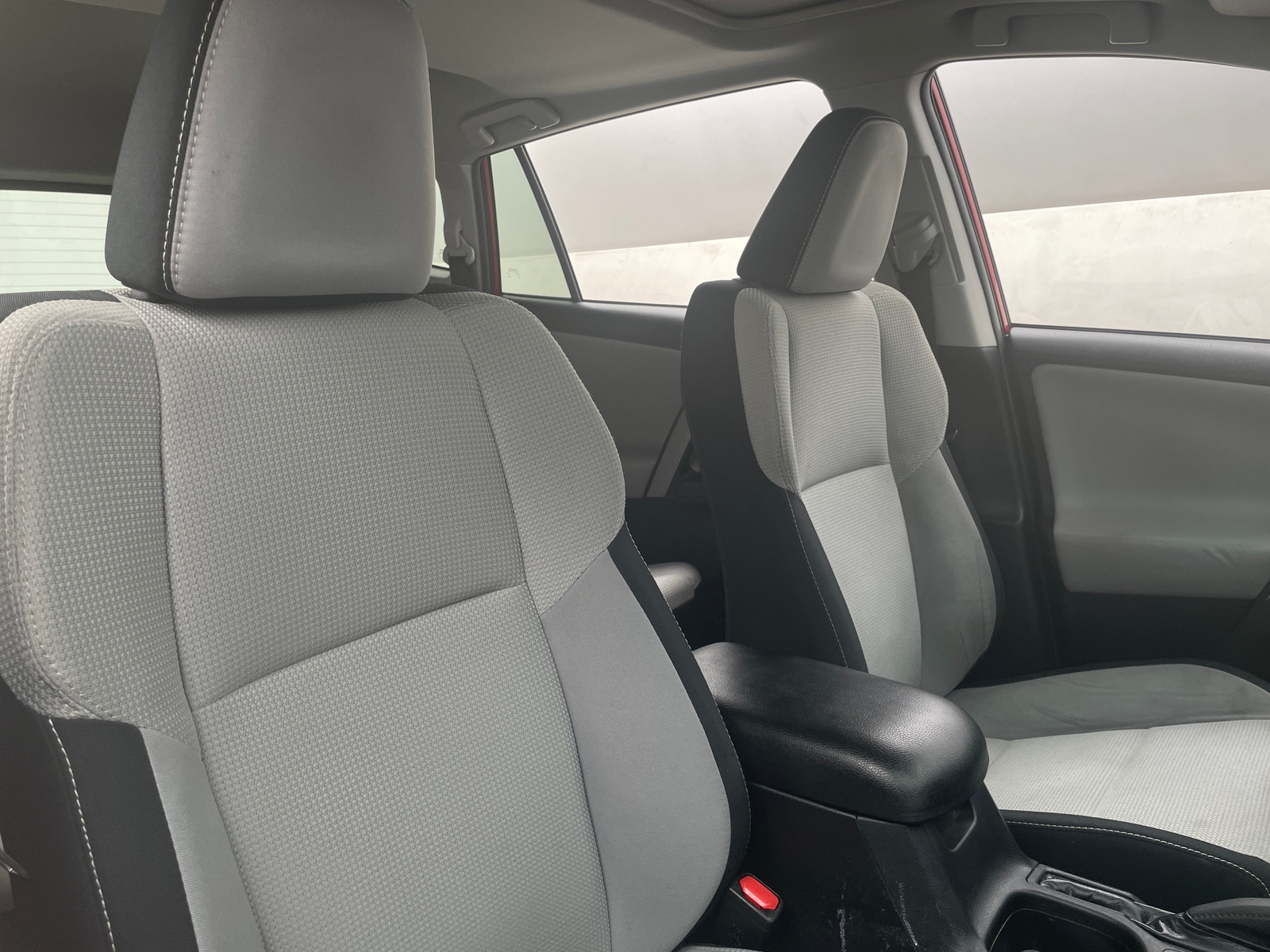Thumbnail: 2017 Toyota RAV4 - 2