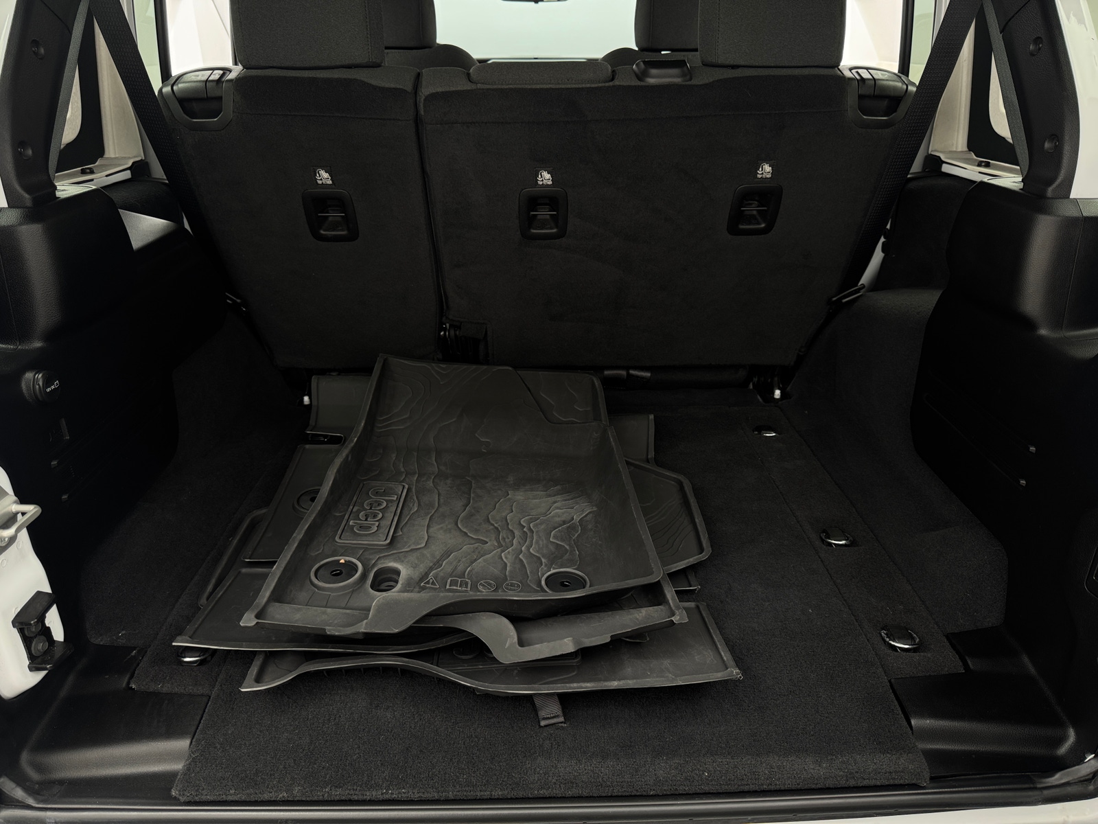 Thumbnail: 2024 Jeep Wrangler - 7