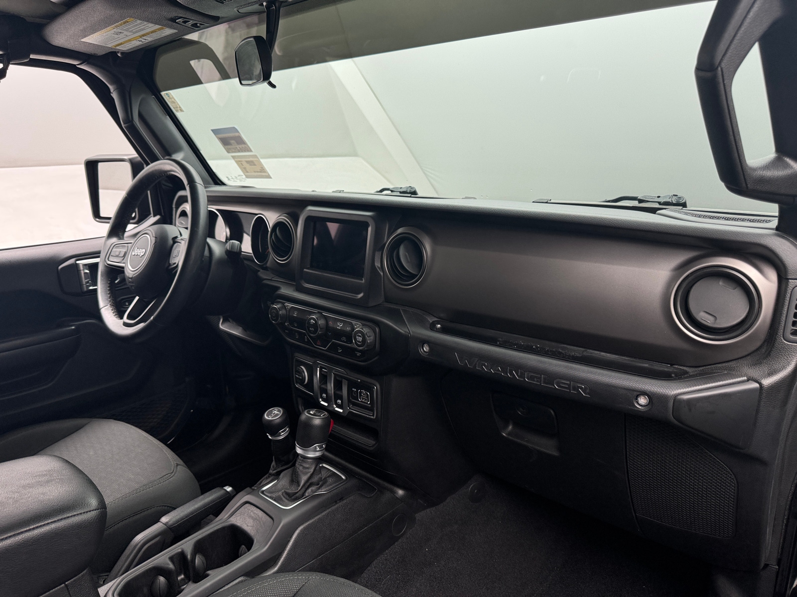 Thumbnail: 2020 Jeep Wrangler - 3