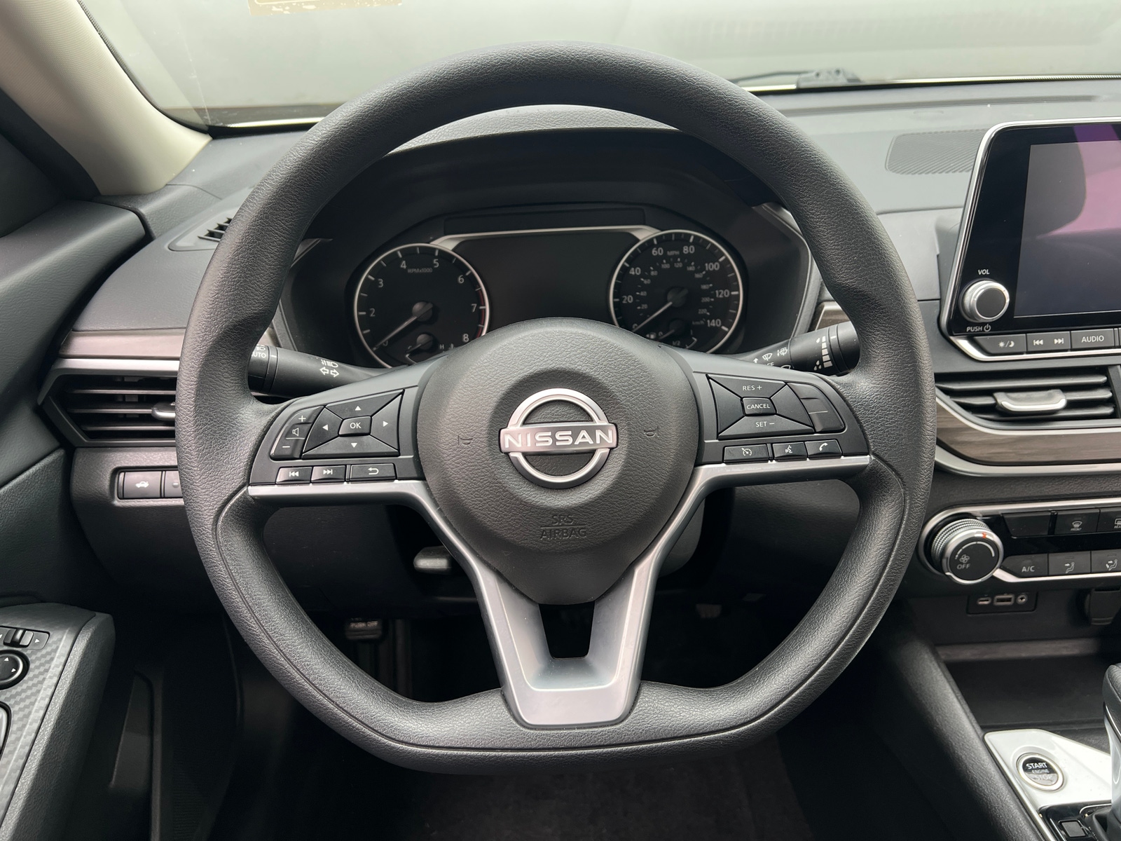 Thumbnail: 2025 Nissan Altima - 5