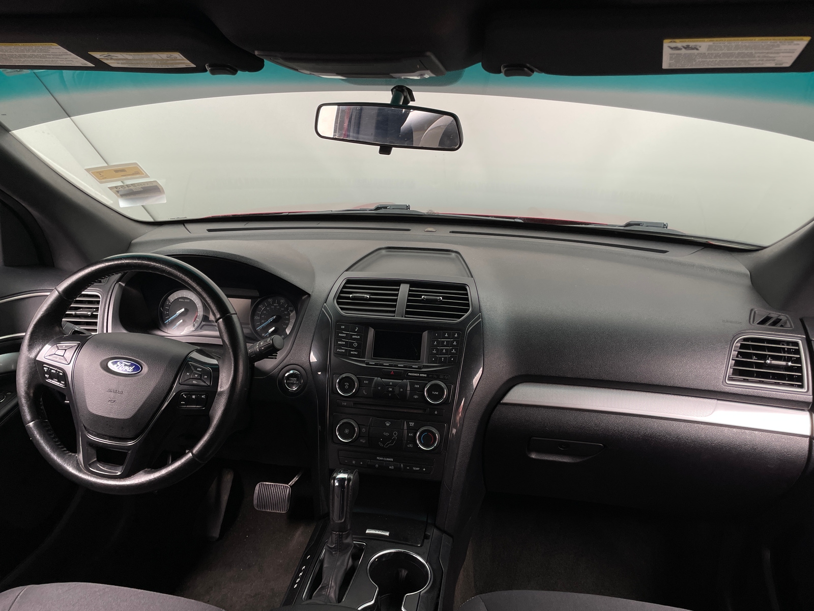 Thumbnail: 2016 Ford Explorer - 3