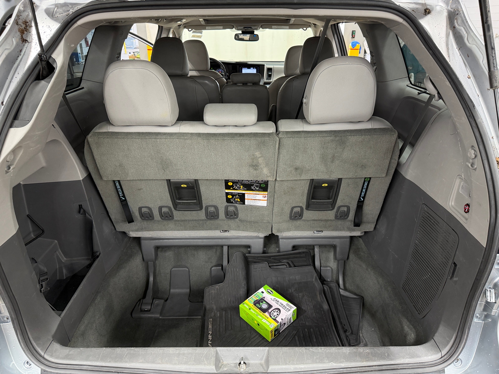 Thumbnail: 2018 Toyota Sienna - 7