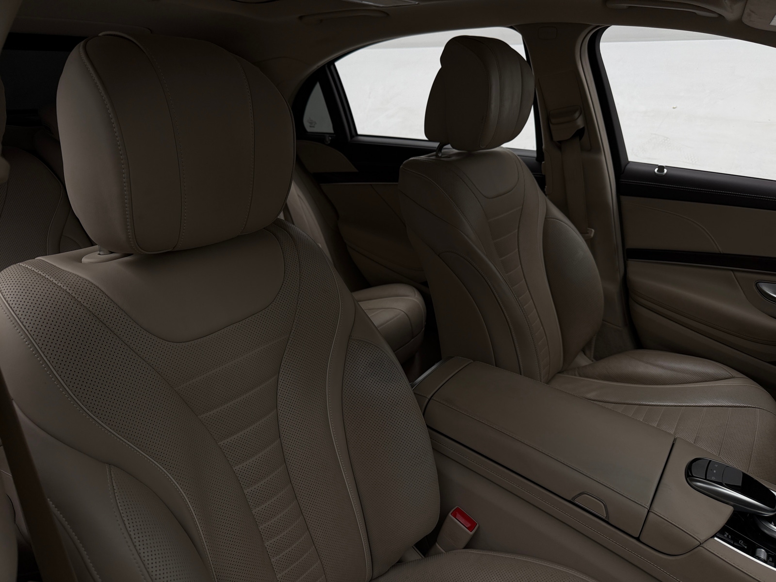 Thumbnail: 2019 Mercedes-Benz S-Class - 2