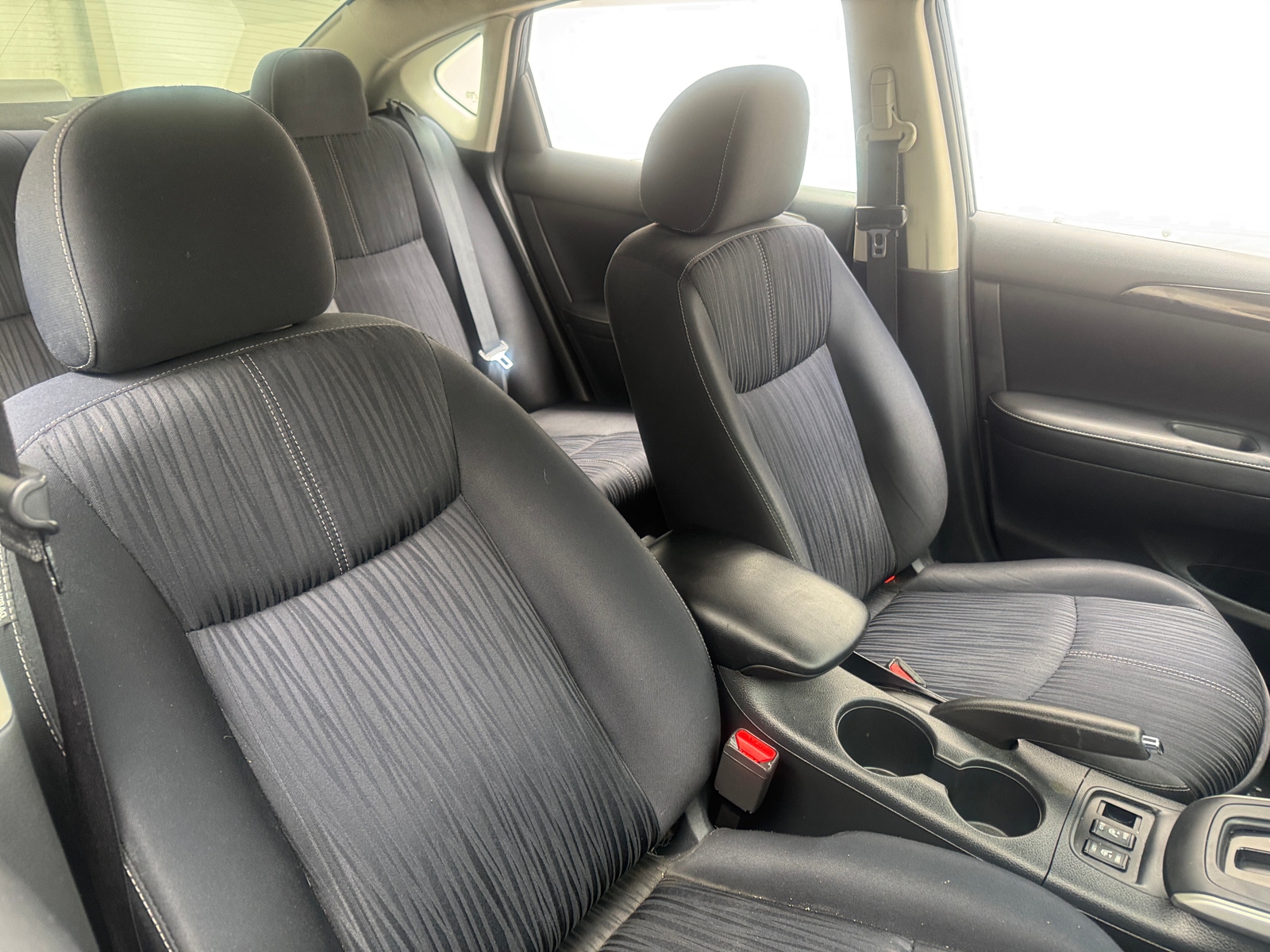 Thumbnail: 2016 Nissan Sentra - 2