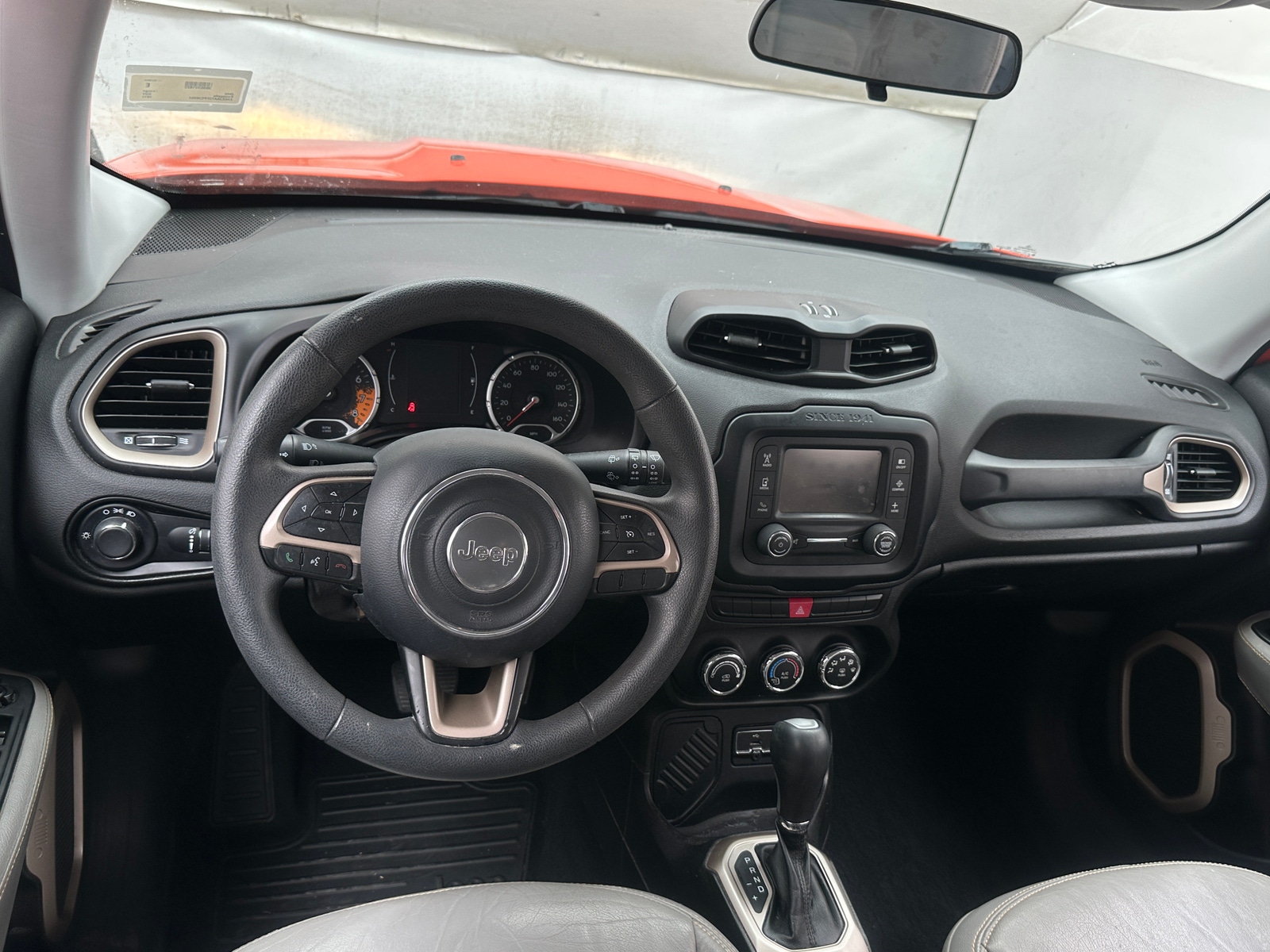 Thumbnail: 2015 Jeep Renegade - 3