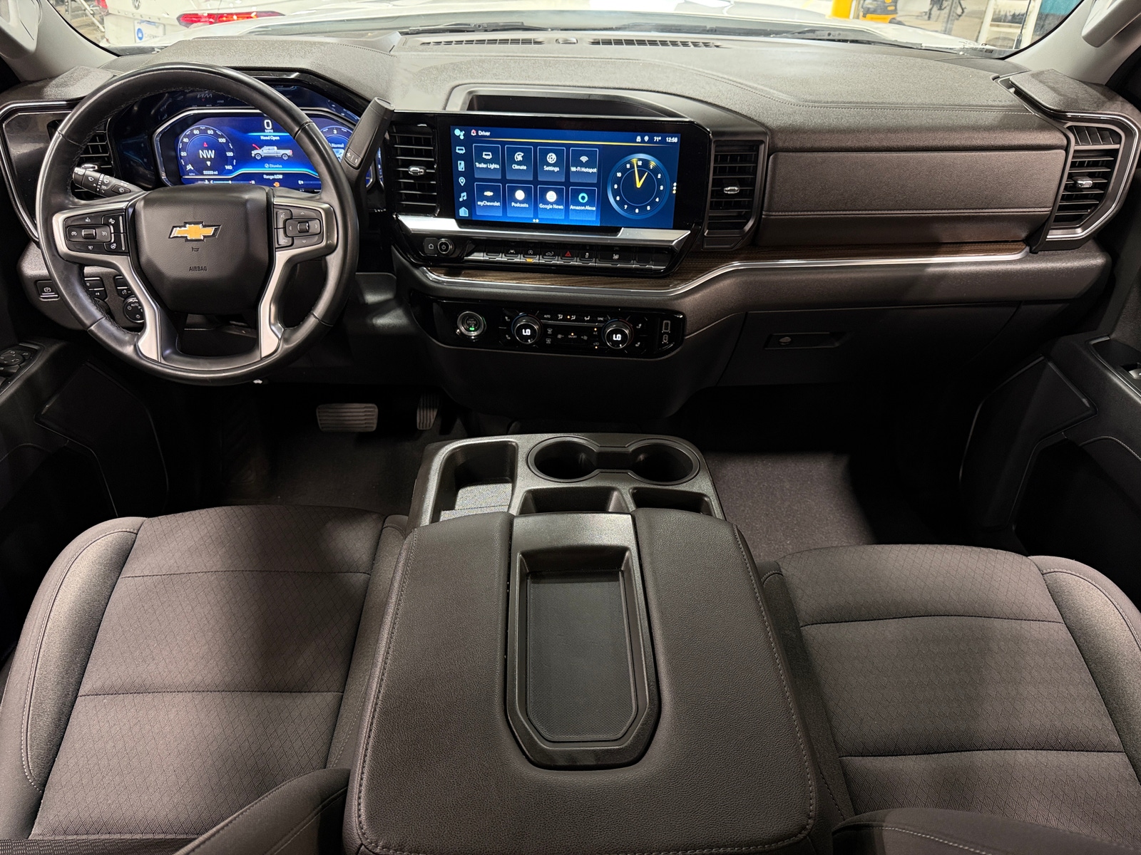 Thumbnail: 2023 Chevrolet Silverado 1500 - 3