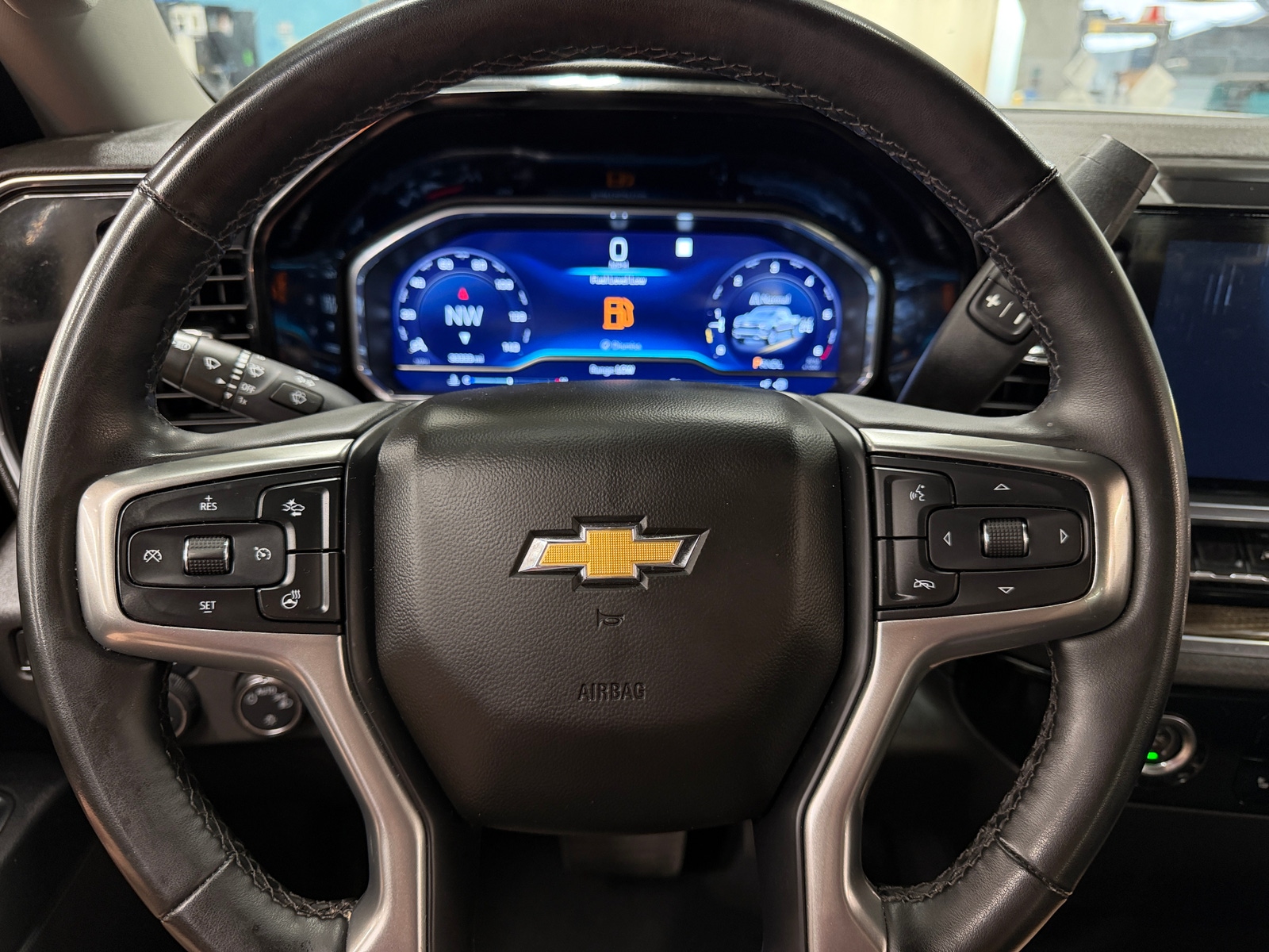 Thumbnail: 2023 Chevrolet Silverado 1500 - 5