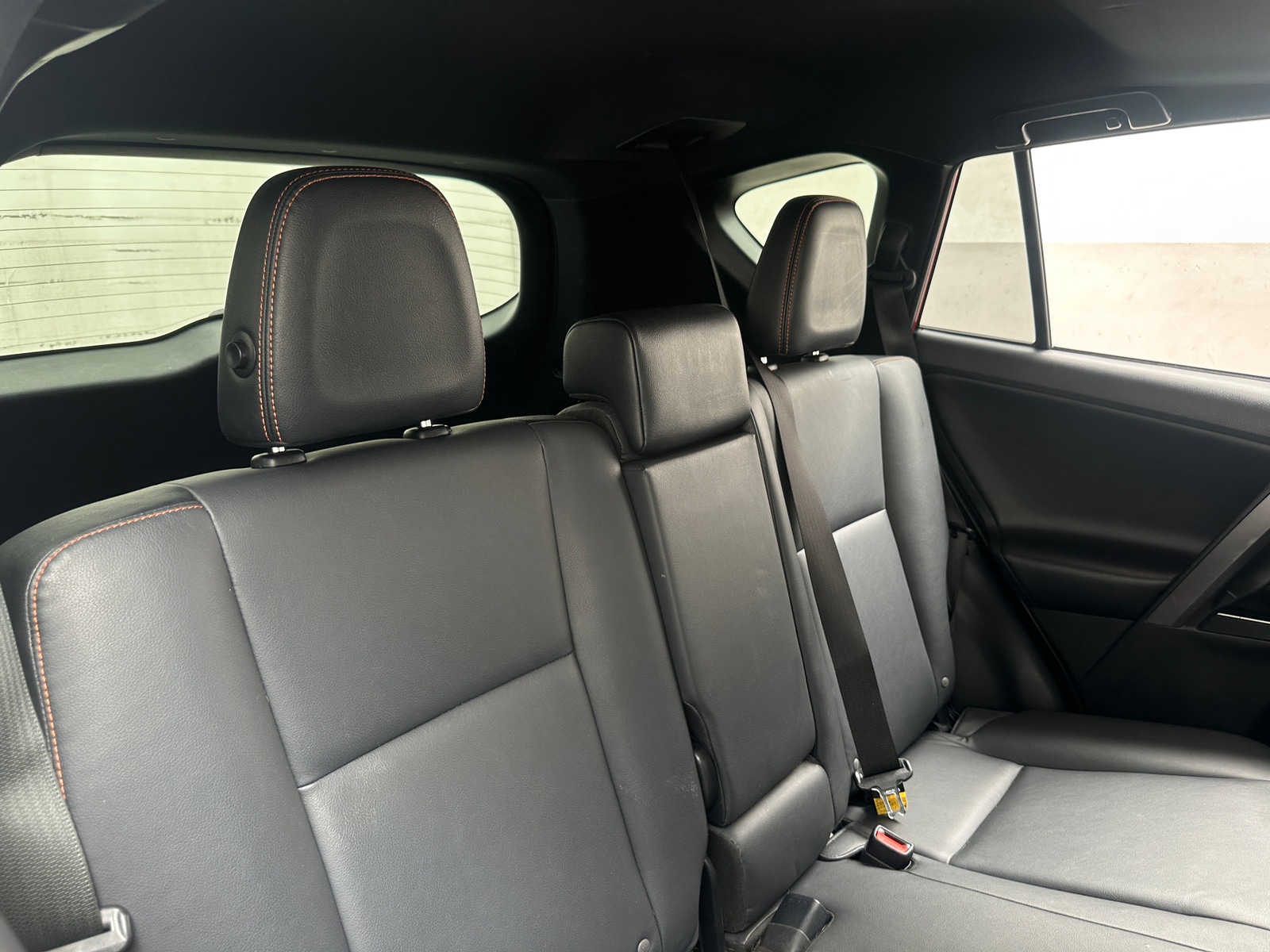 Thumbnail: 2017 Toyota RAV4 - 5