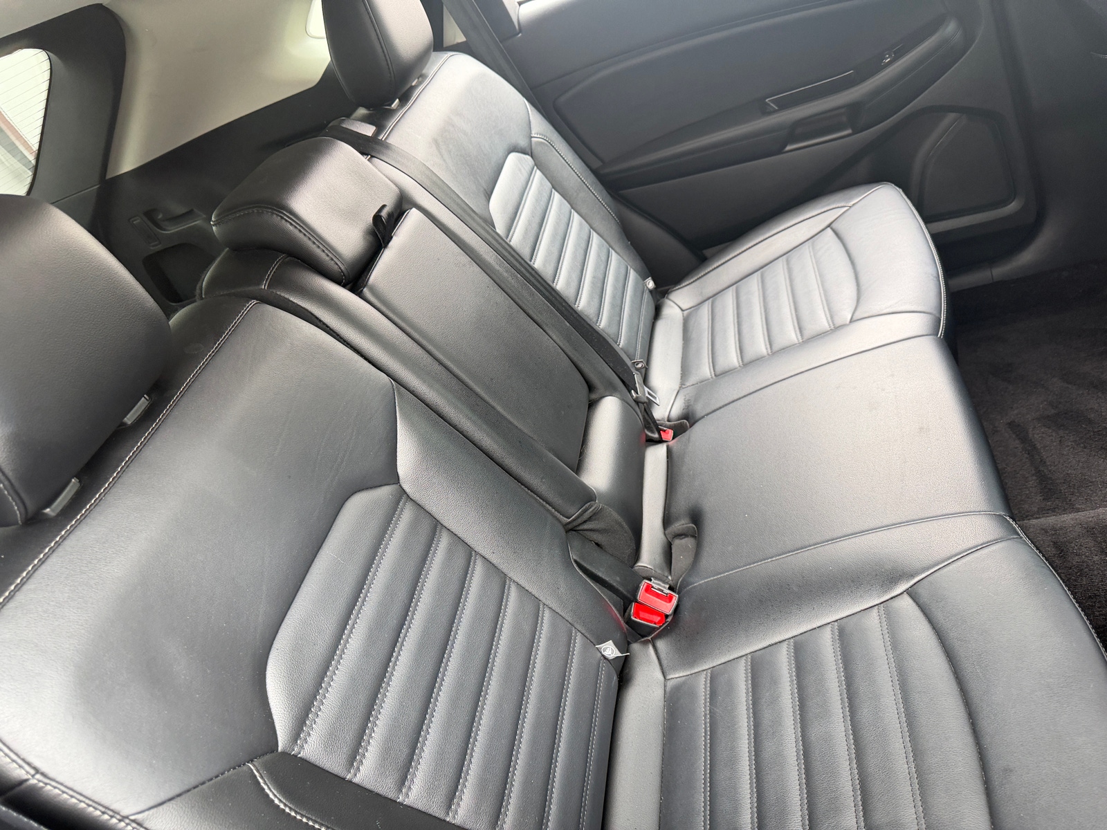 Thumbnail: 2016 Ford Edge - 5