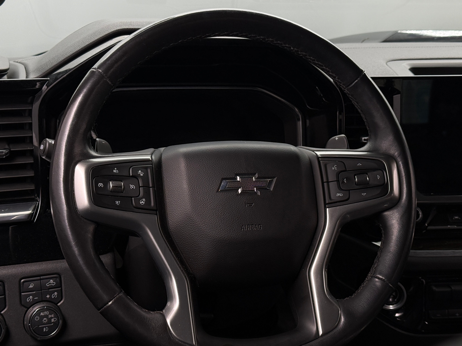 Thumbnail: 2022 Chevrolet Silverado 1500 - 5