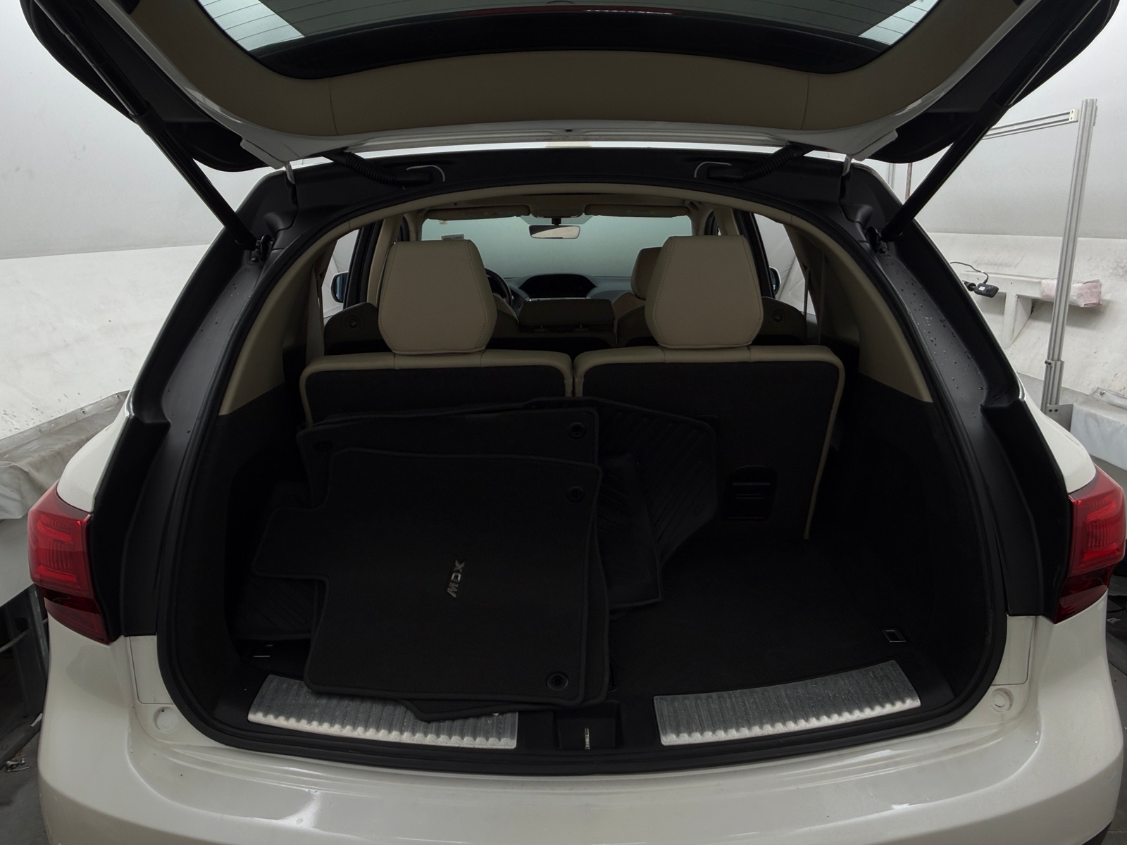 Thumbnail: 2016 Acura MDX - 6