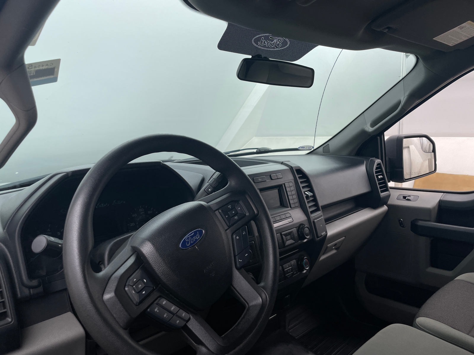 Thumbnail: 2017 Ford Econoline - 3