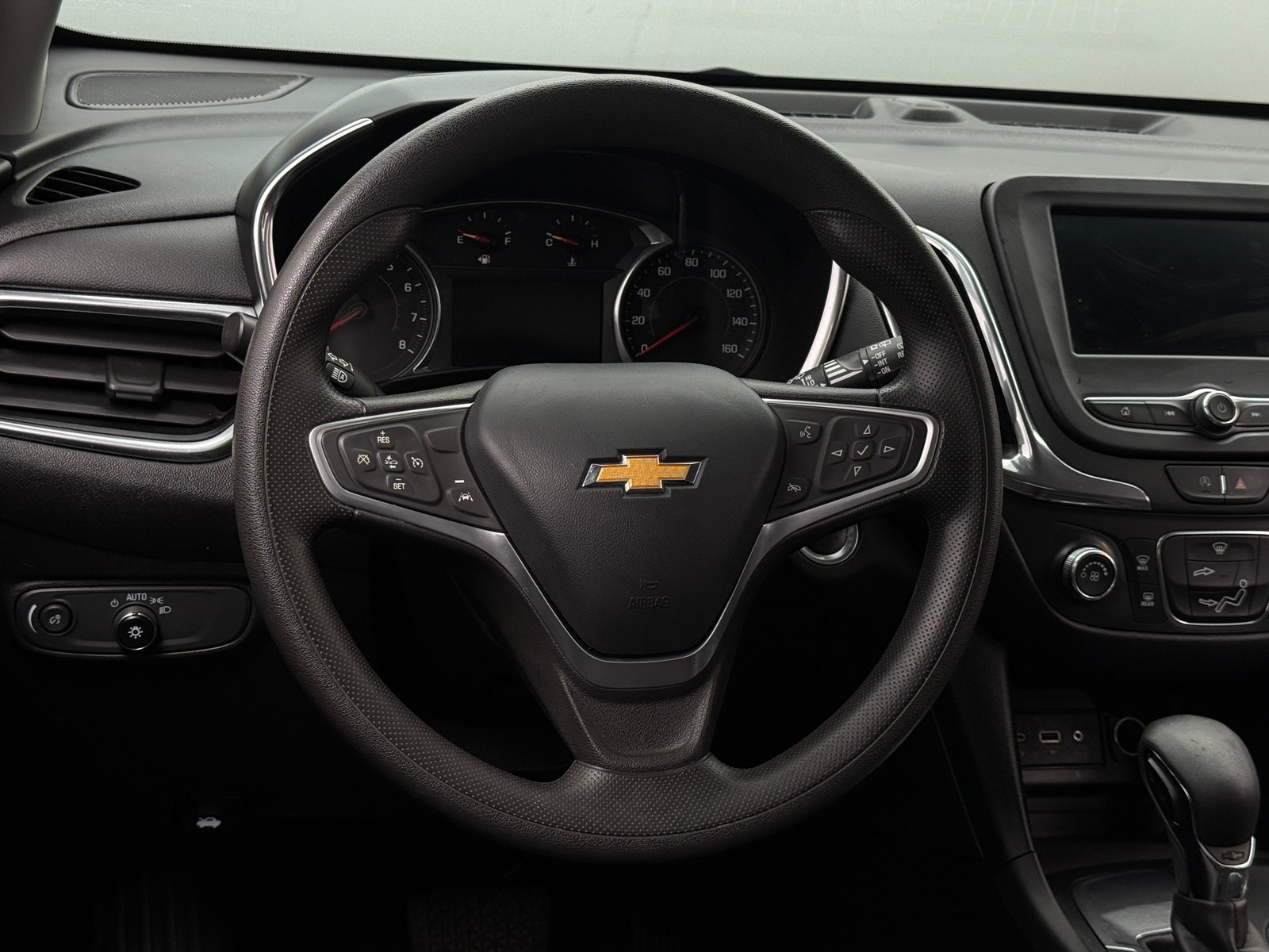 Thumbnail: 2023 Chevrolet Equinox - 5