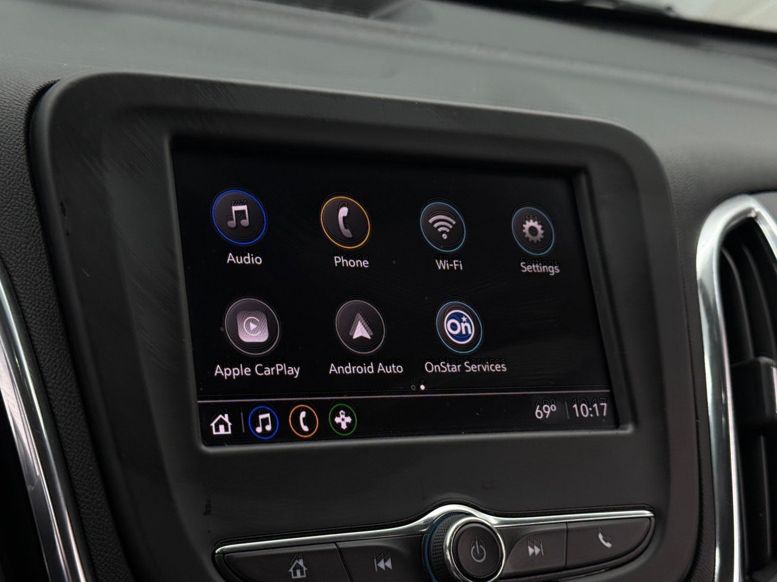 Thumbnail: 2023 Chevrolet Equinox - 4