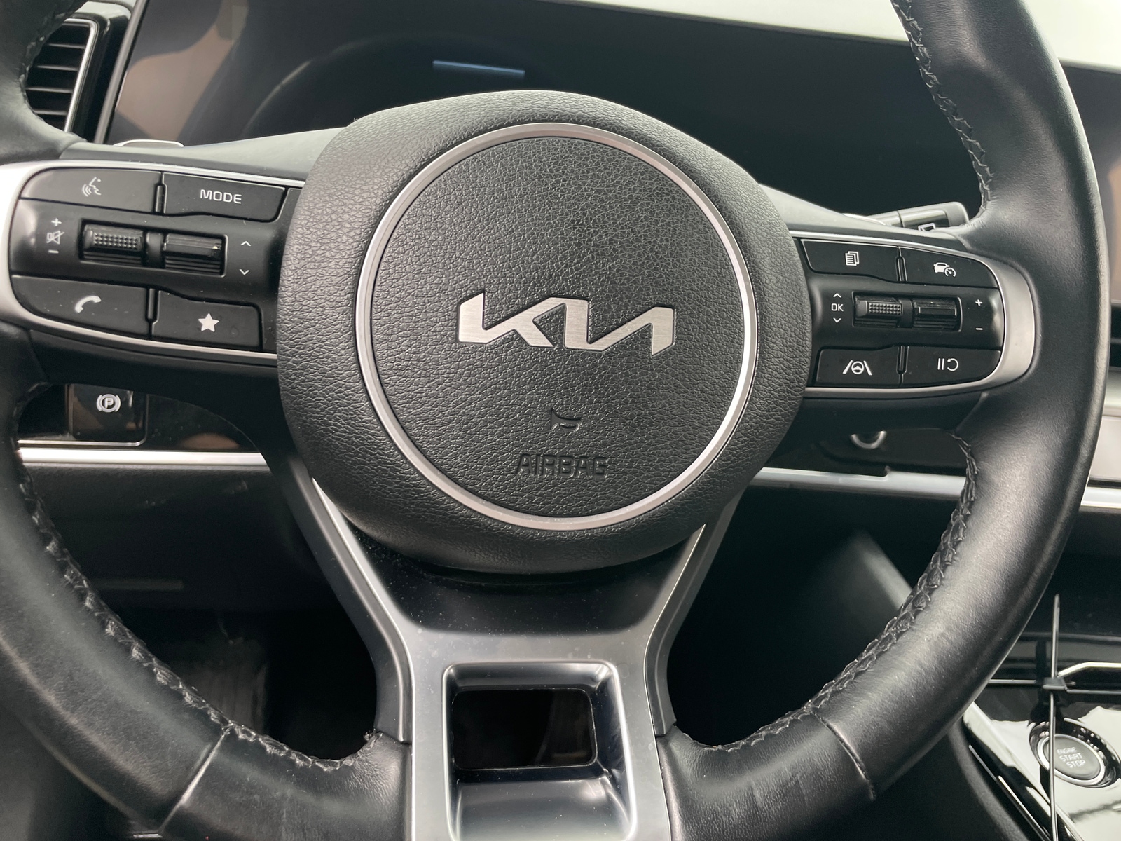 Thumbnail: 2023 Kia Sportage - 4