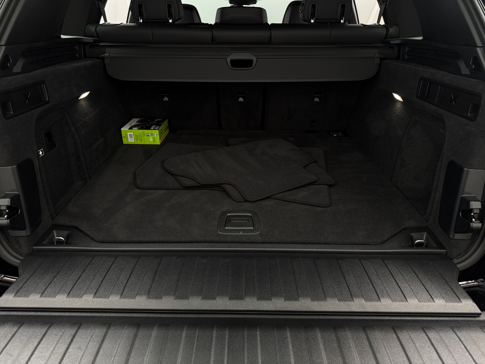 Thumbnail: 2026 BMW X5 - 6