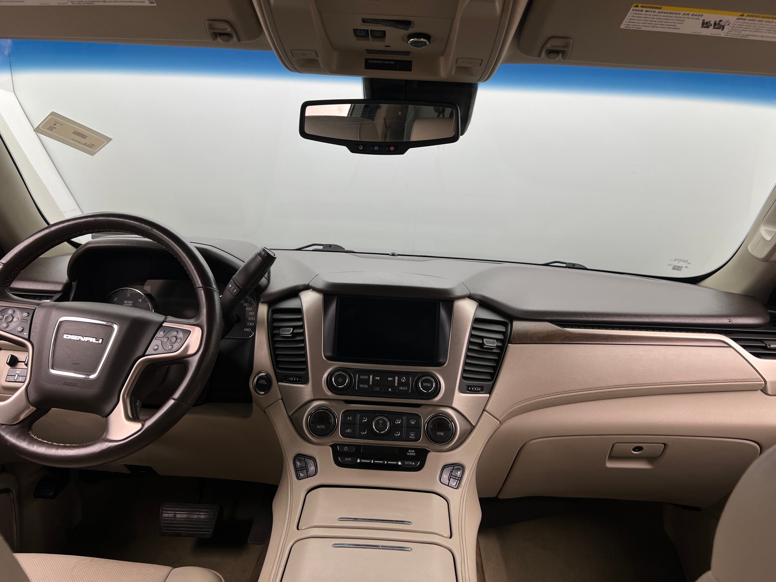 Thumbnail: 2018 GMC Yukon XL - 2