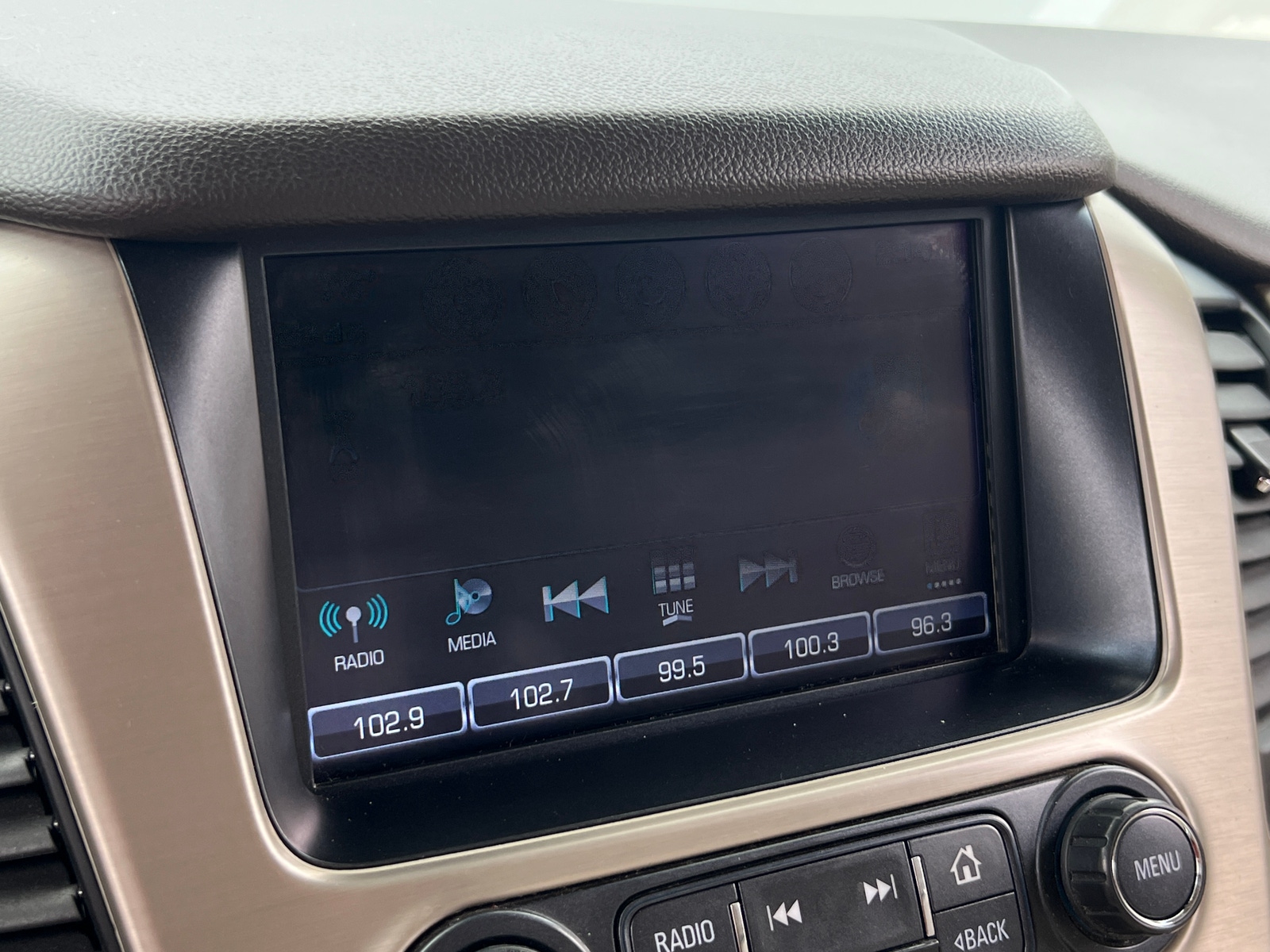Thumbnail: 2018 GMC Yukon XL - 3