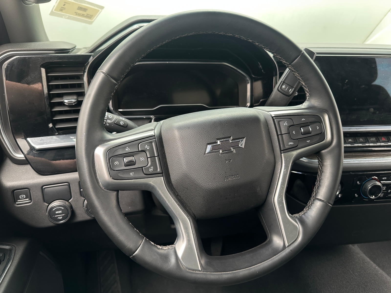 Thumbnail: 2024 Chevrolet Silverado 1500 - 5