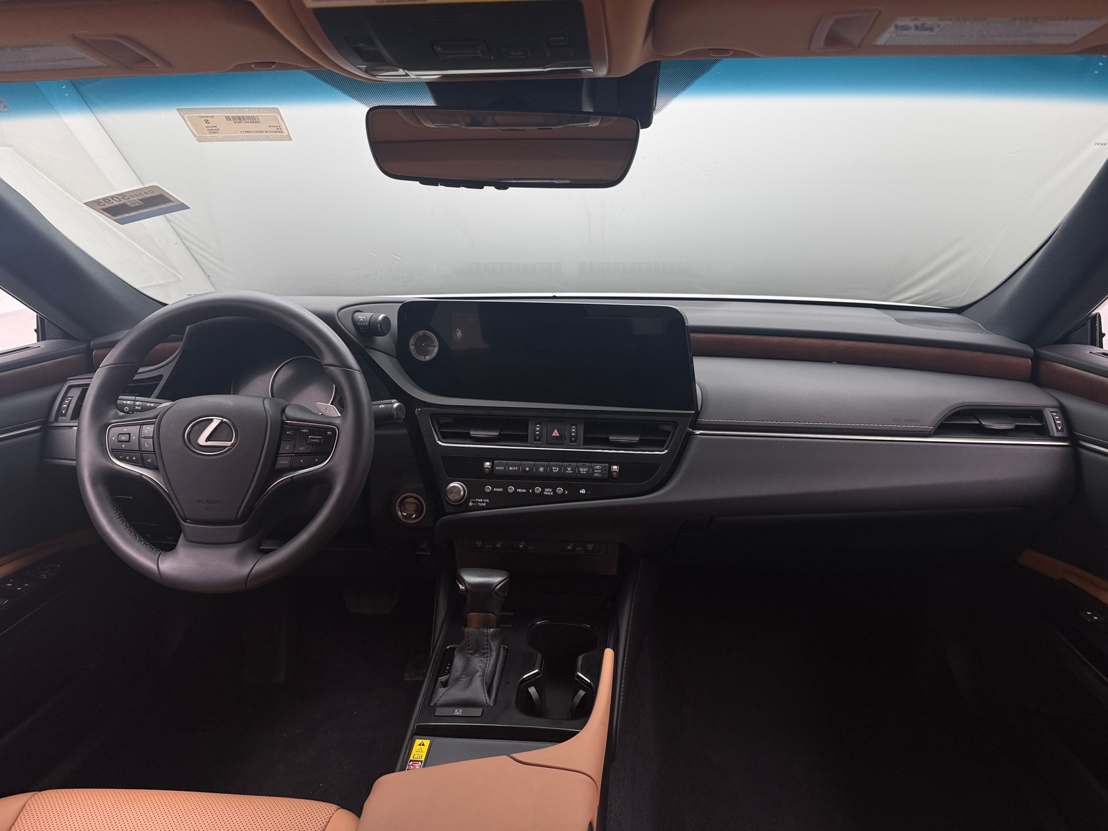 Thumbnail: 2023 Lexus ES - 3