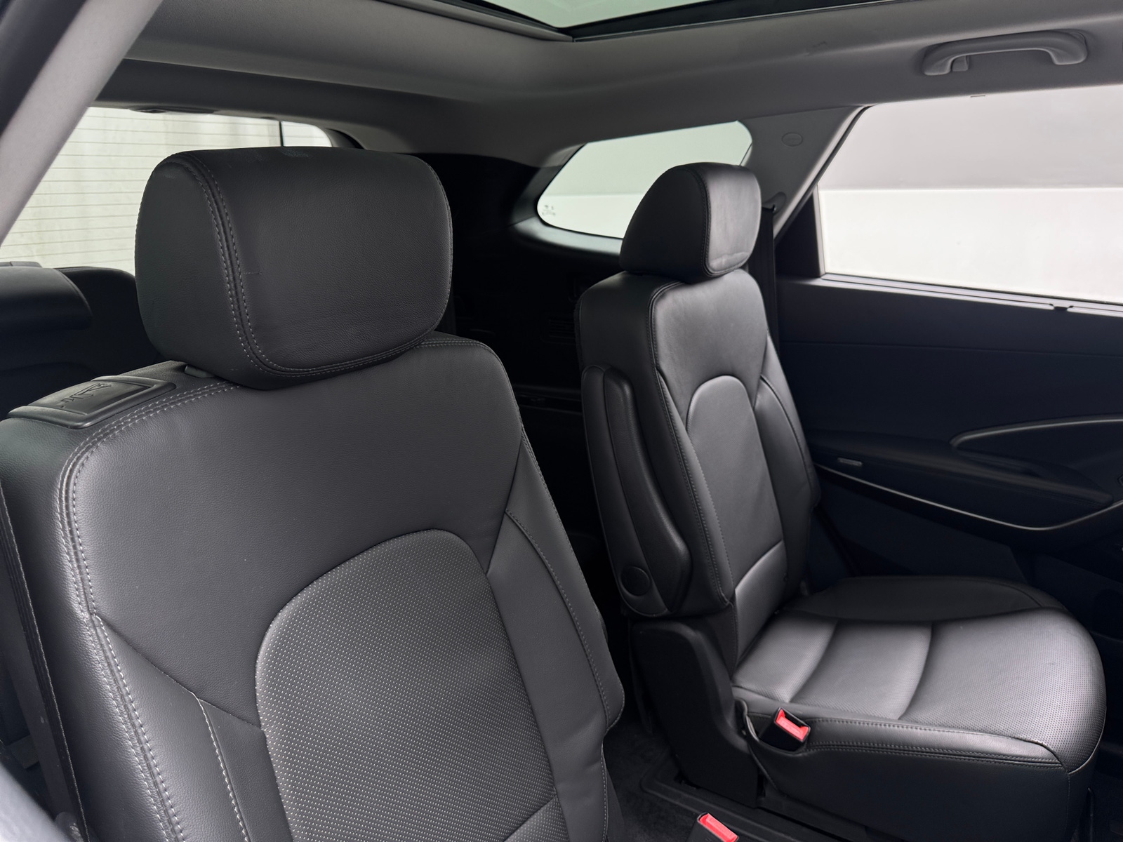 Thumbnail: 2019 Hyundai Santa Fe - 5