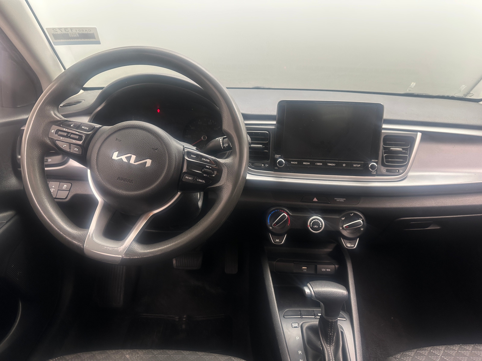 Thumbnail: 2023 Kia Rio - 5