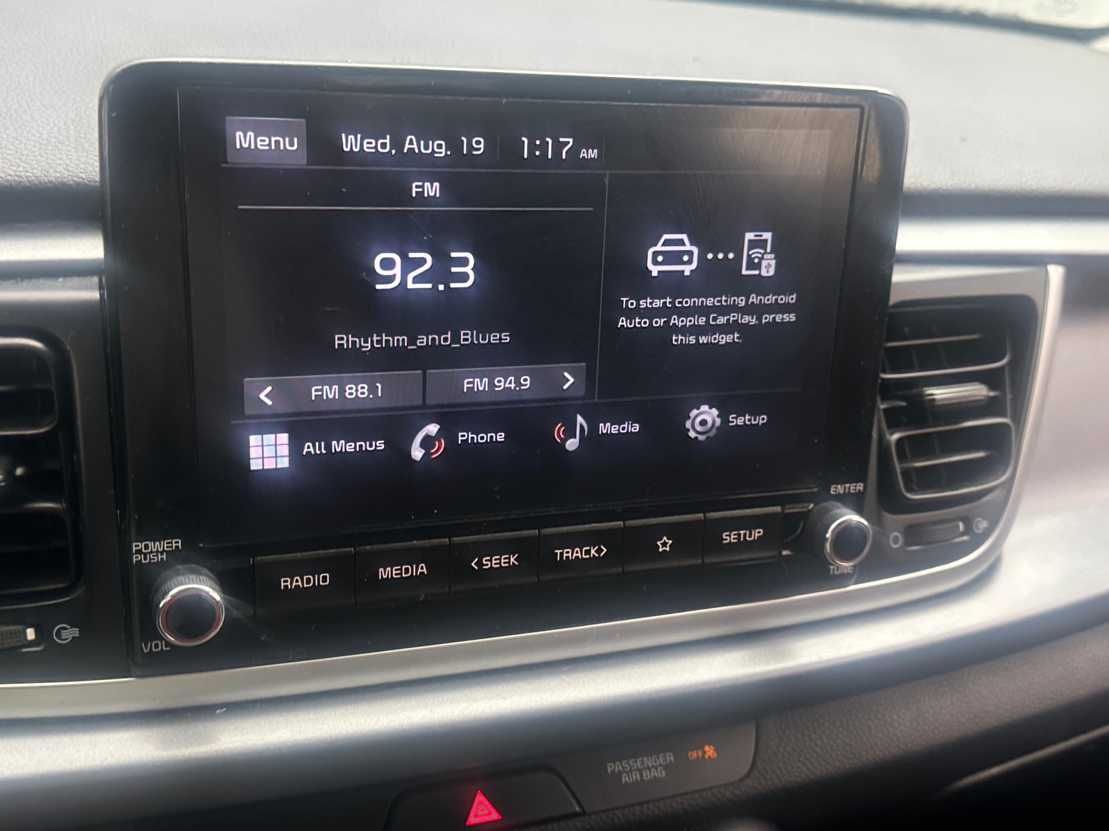 Thumbnail: 2023 Kia Rio - 4