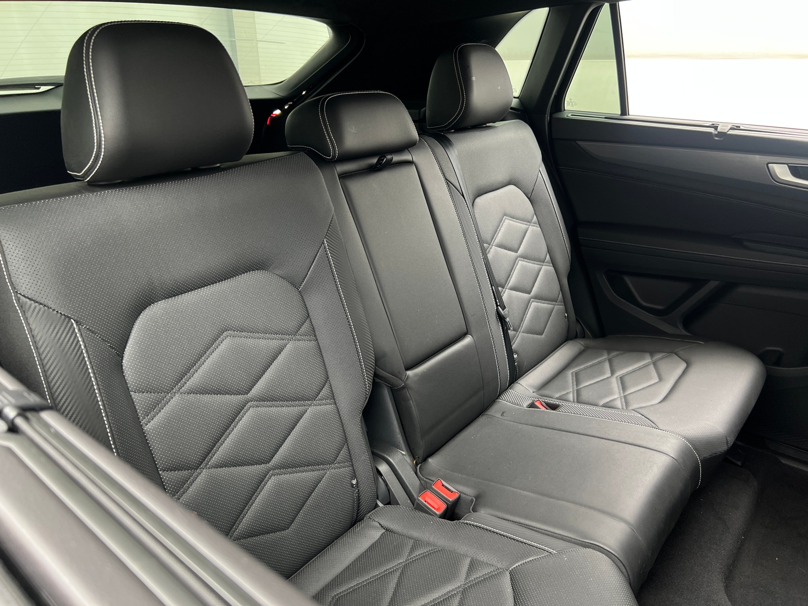 Thumbnail: 2024 Volkswagen Atlas - 5