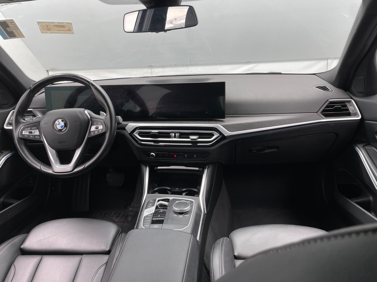 Thumbnail: 2024 BMW 3 Series - 3