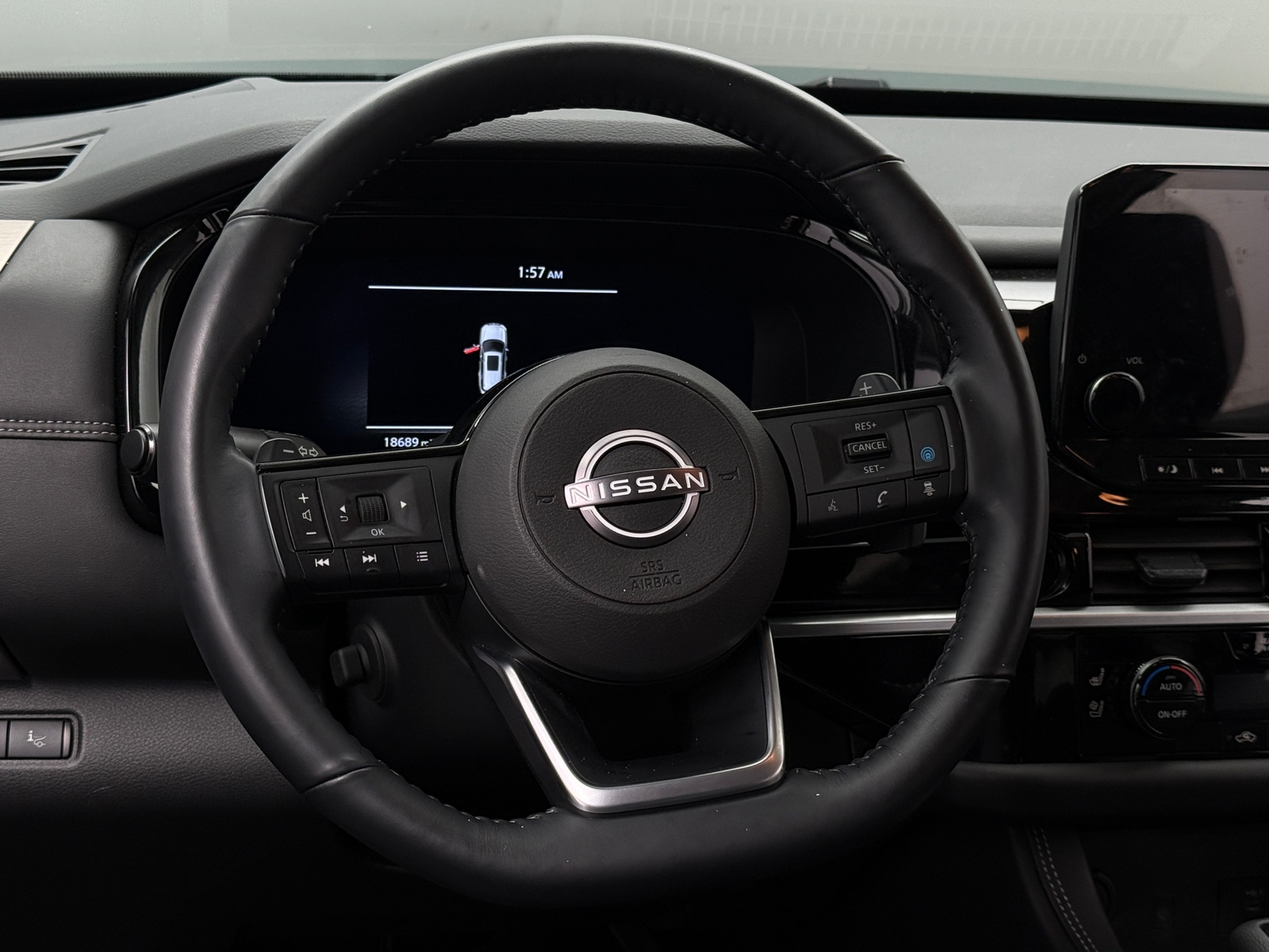 Thumbnail: 2025 Nissan Pathfinder - 4