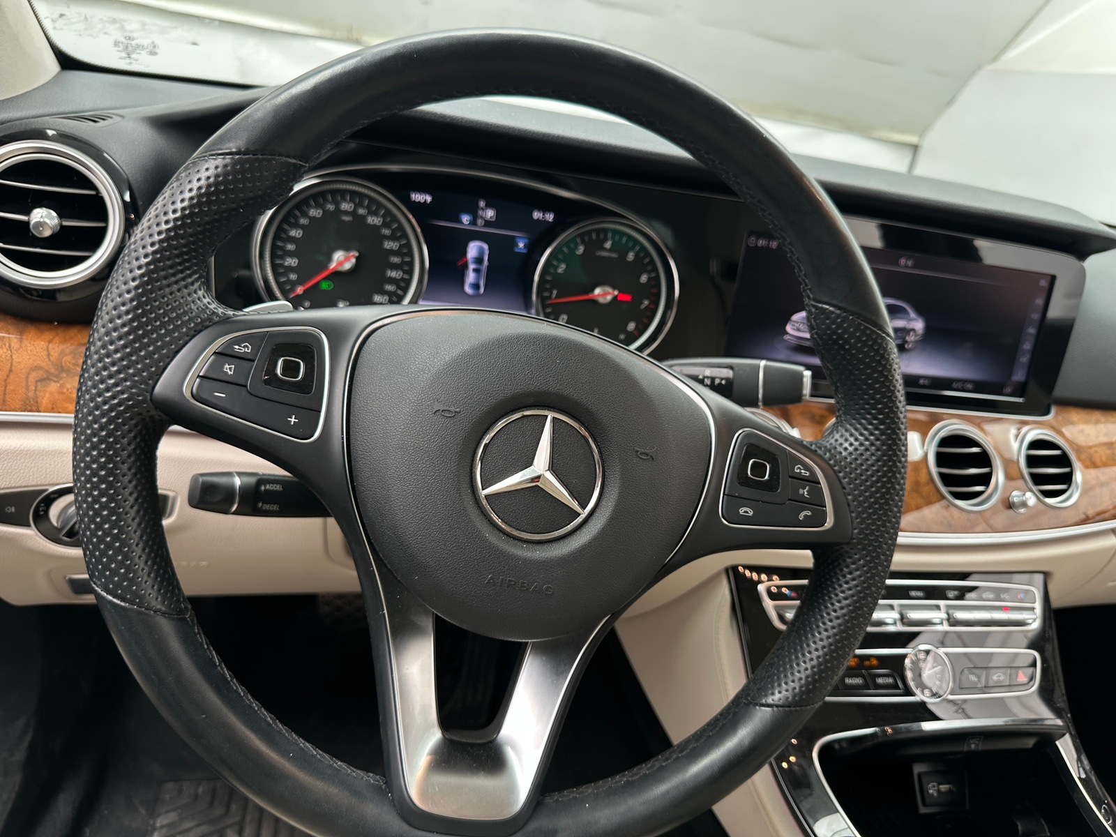 Thumbnail: 2018 Mercedes-Benz E-Class - 4