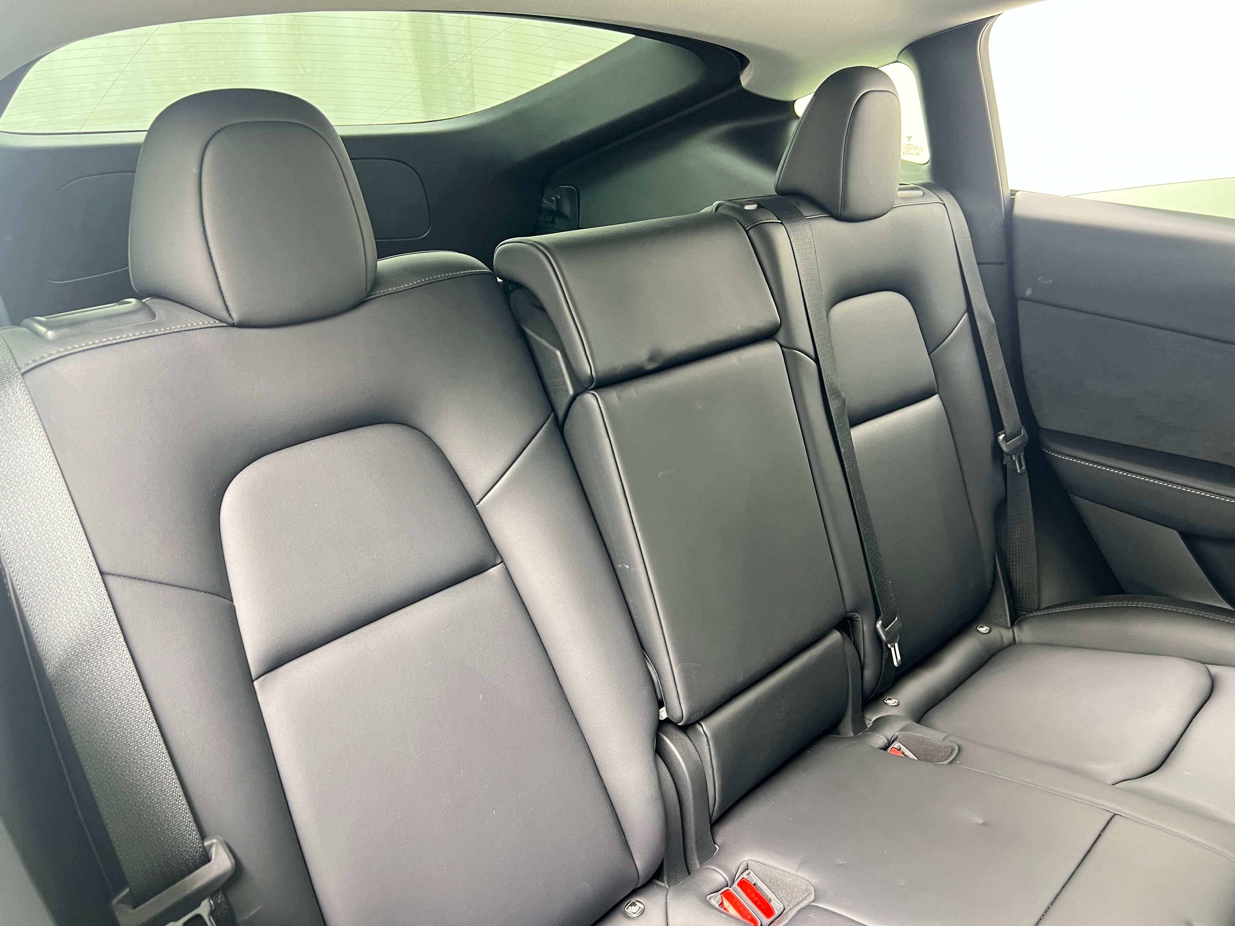 Used 2022 Tesla Model Y Long Range with VIN 7SAYGDEE9NF354332 for sale in Auburn, WA