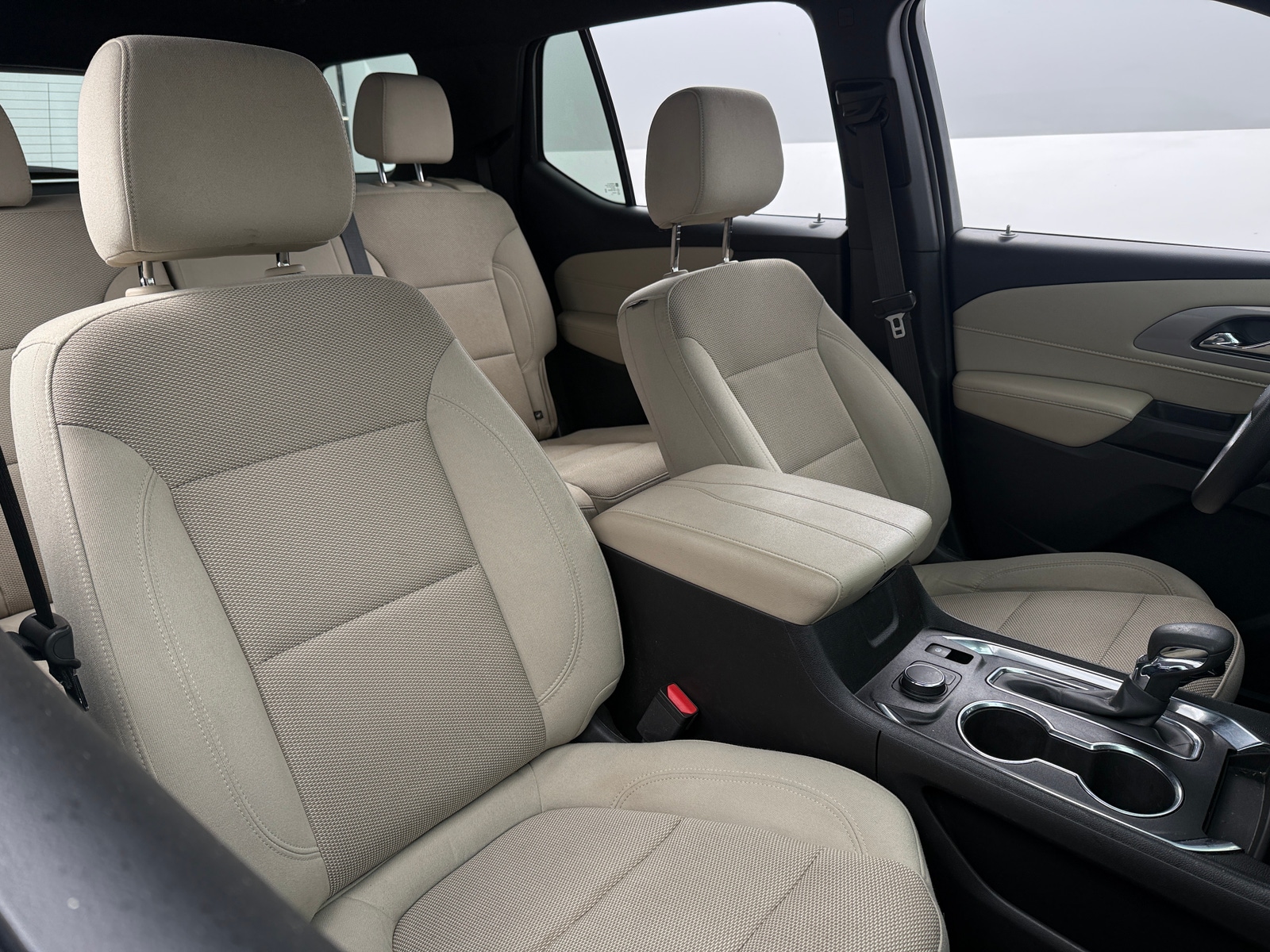 Thumbnail: 2022 Chevrolet Traverse - 2