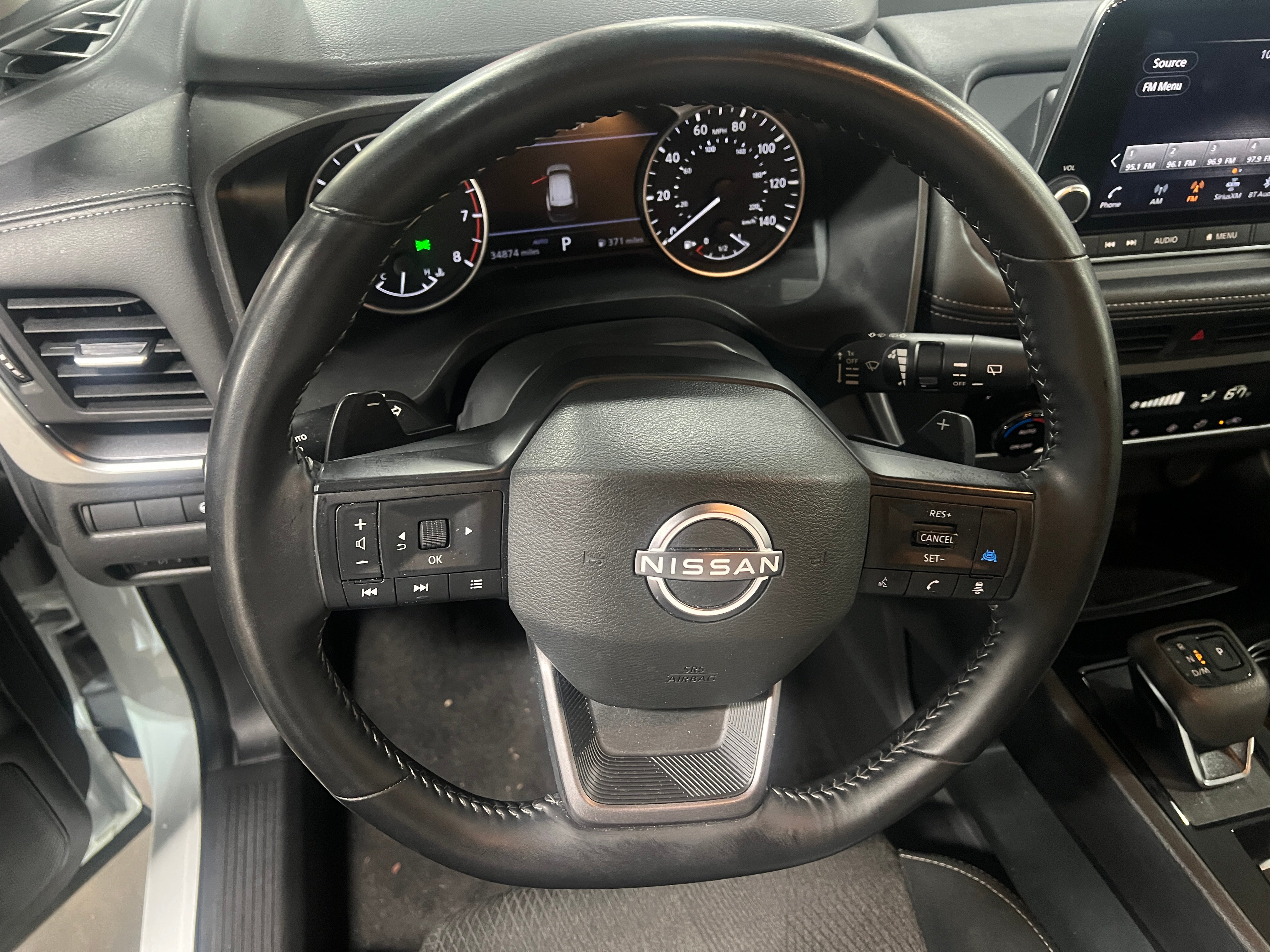 2025 Nissan Rogue SV - Photo 8
