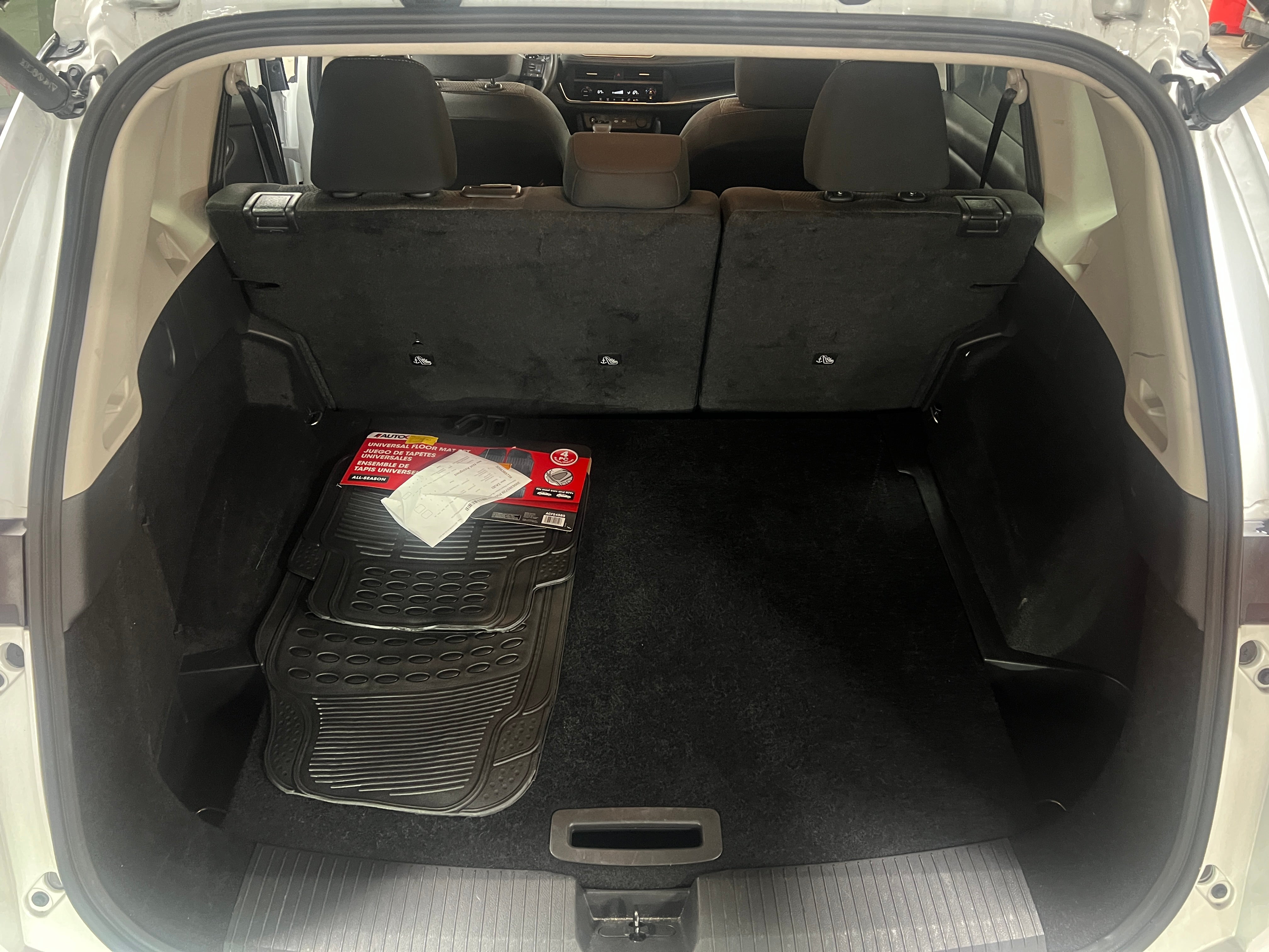 2025 Nissan Rogue SV - Photo 9