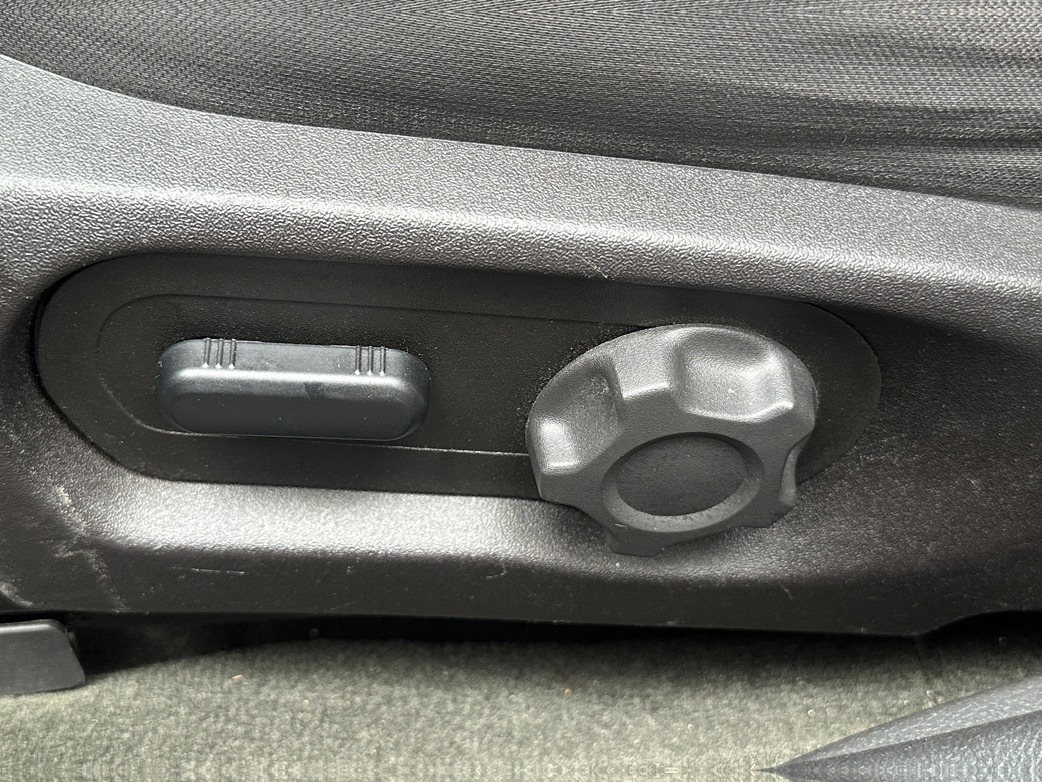 Used 2014 Ford Taurus SEL with VIN 1FAHP2E88EG138060 for sale in Pewaukee, WI