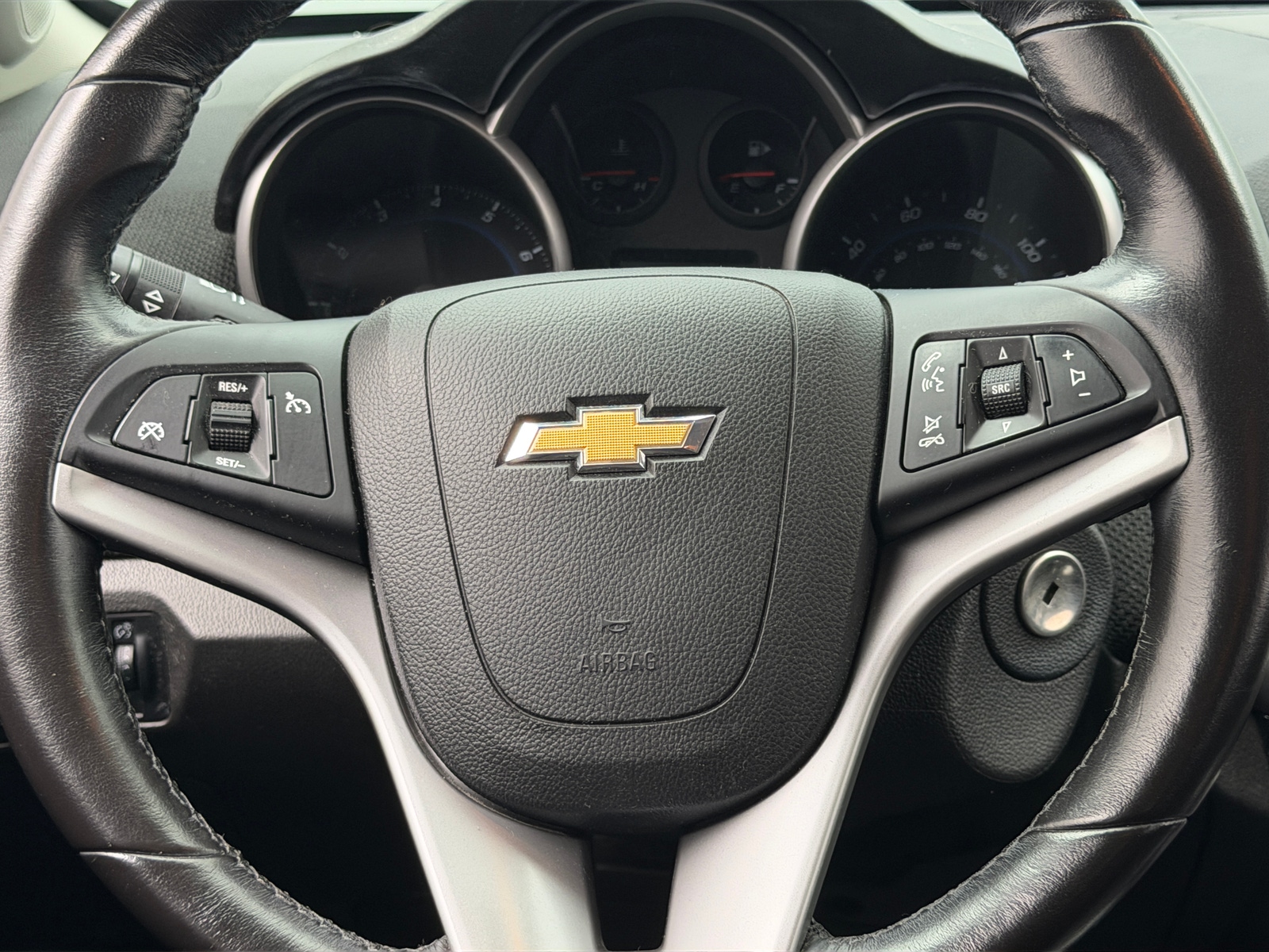 Thumbnail: 2014 Chevrolet Cruze - 5