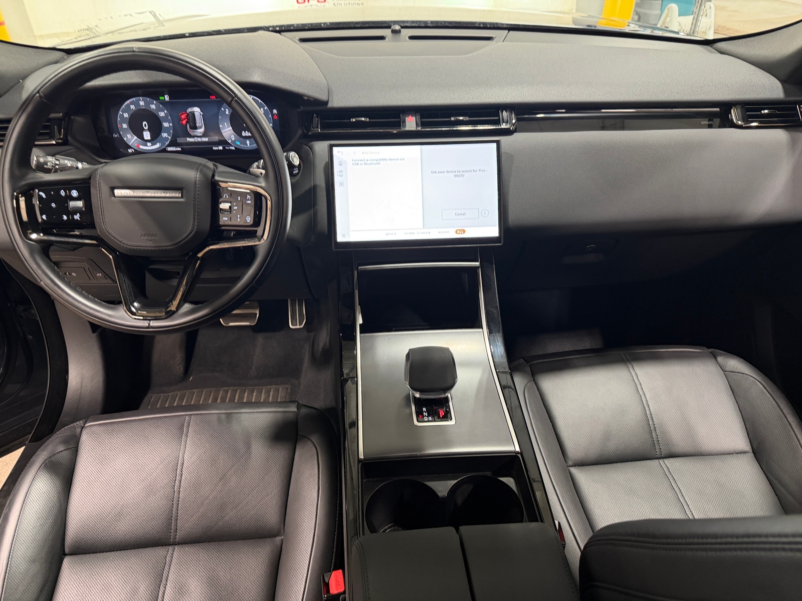 Thumbnail: 2025 Land Rover Range Rover Velar - 2