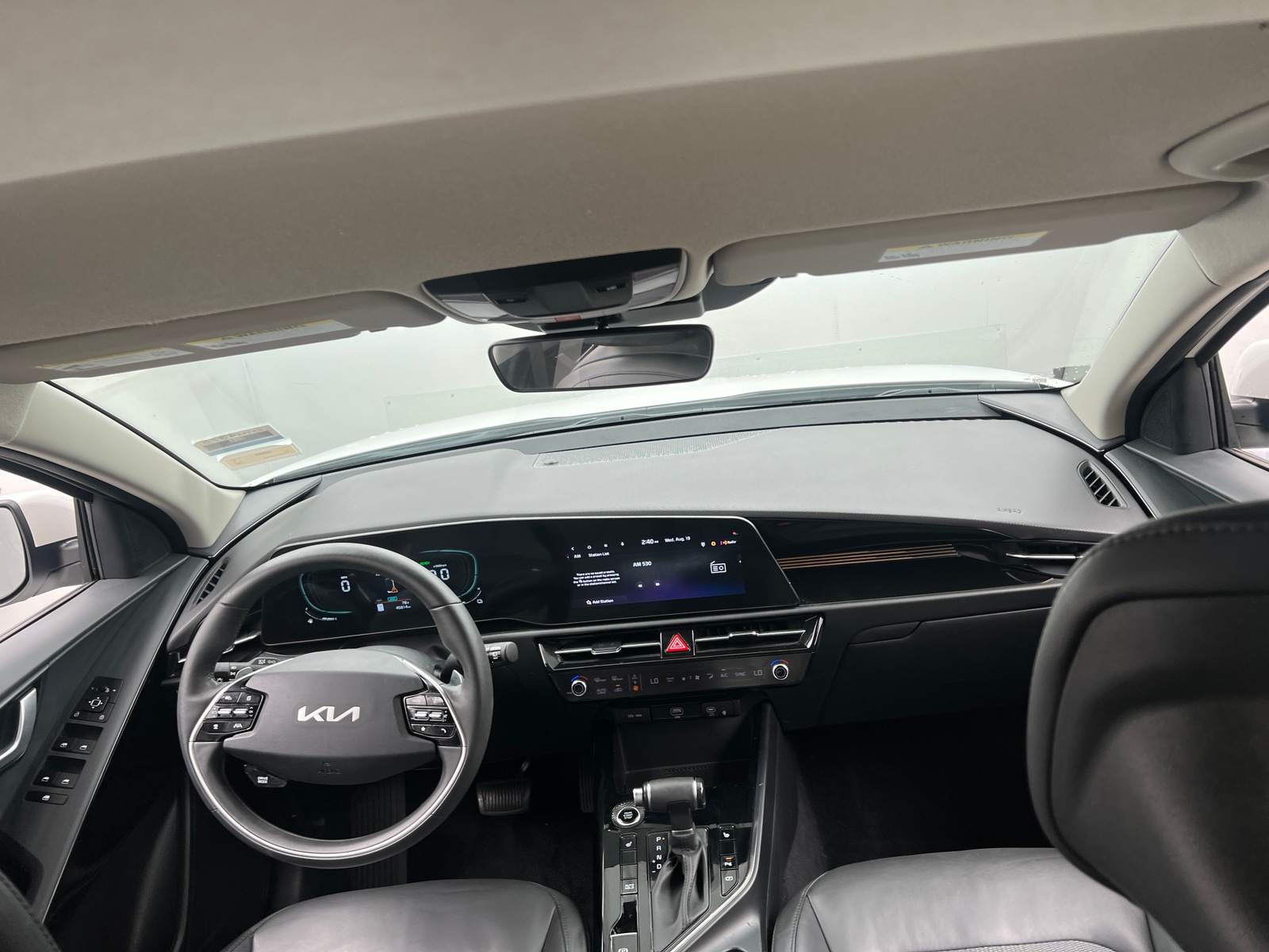 Thumbnail: 2023 Kia Niro - 2