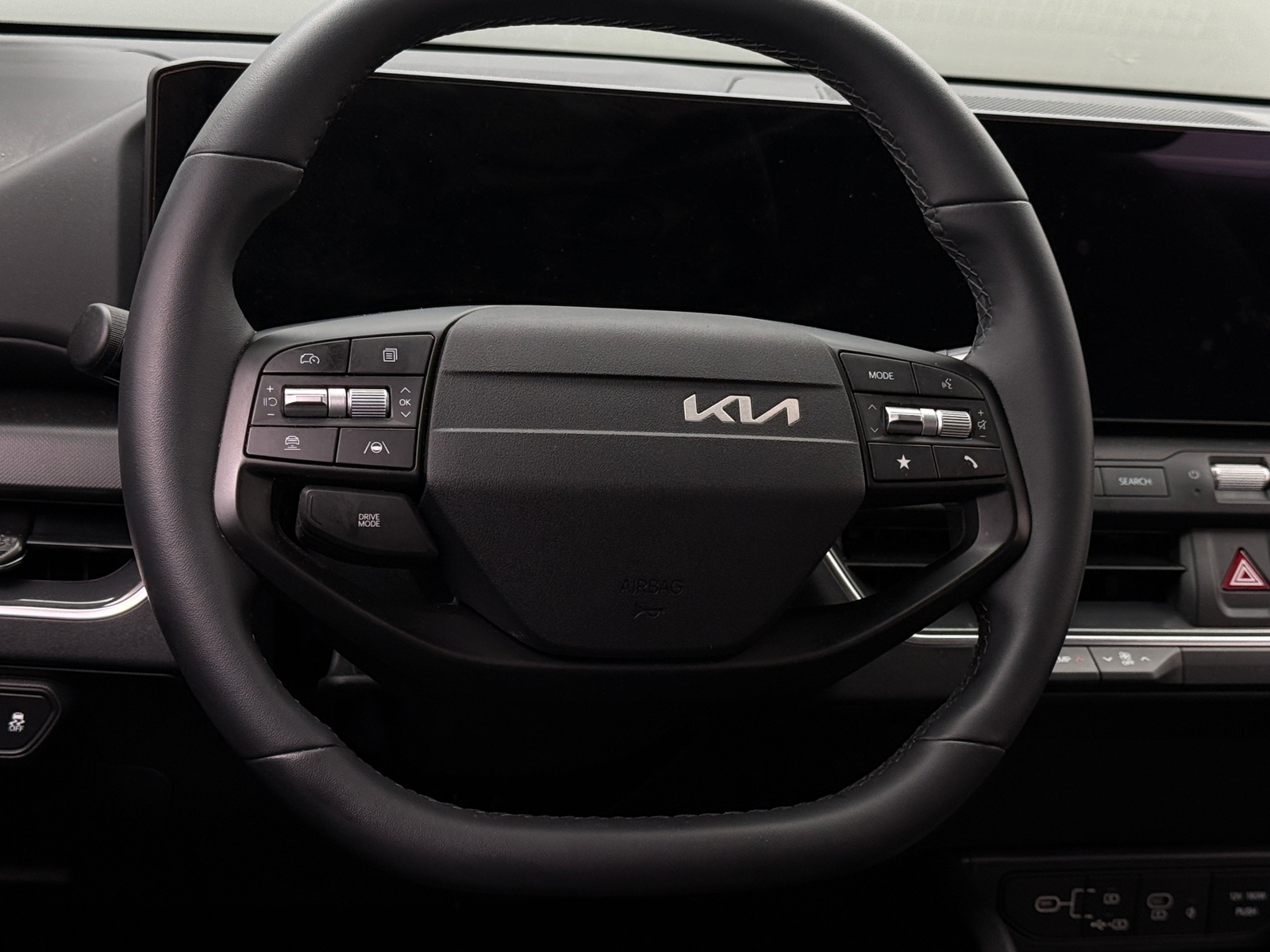 Thumbnail: 2025 Kia K4 - 5
