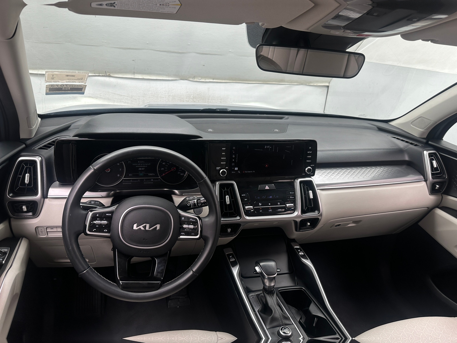 Thumbnail: 2023 Kia Sorento - 2