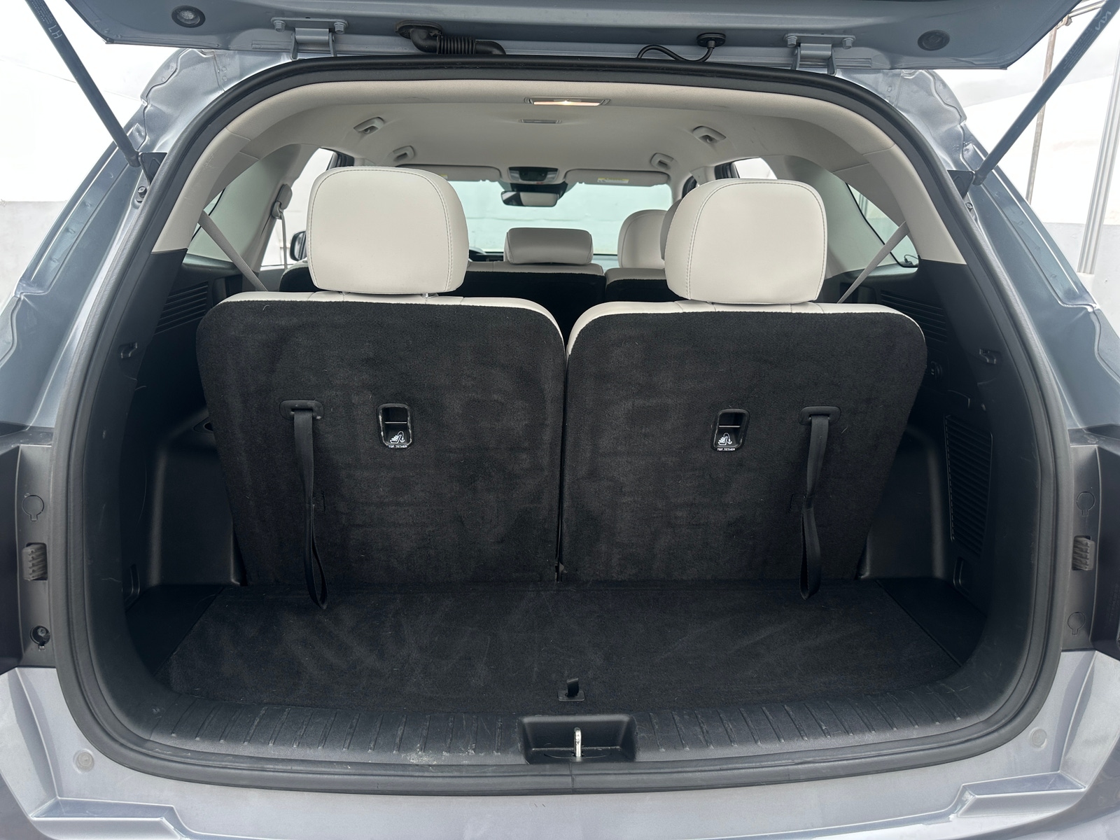 Thumbnail: 2023 Kia Sorento - 6
